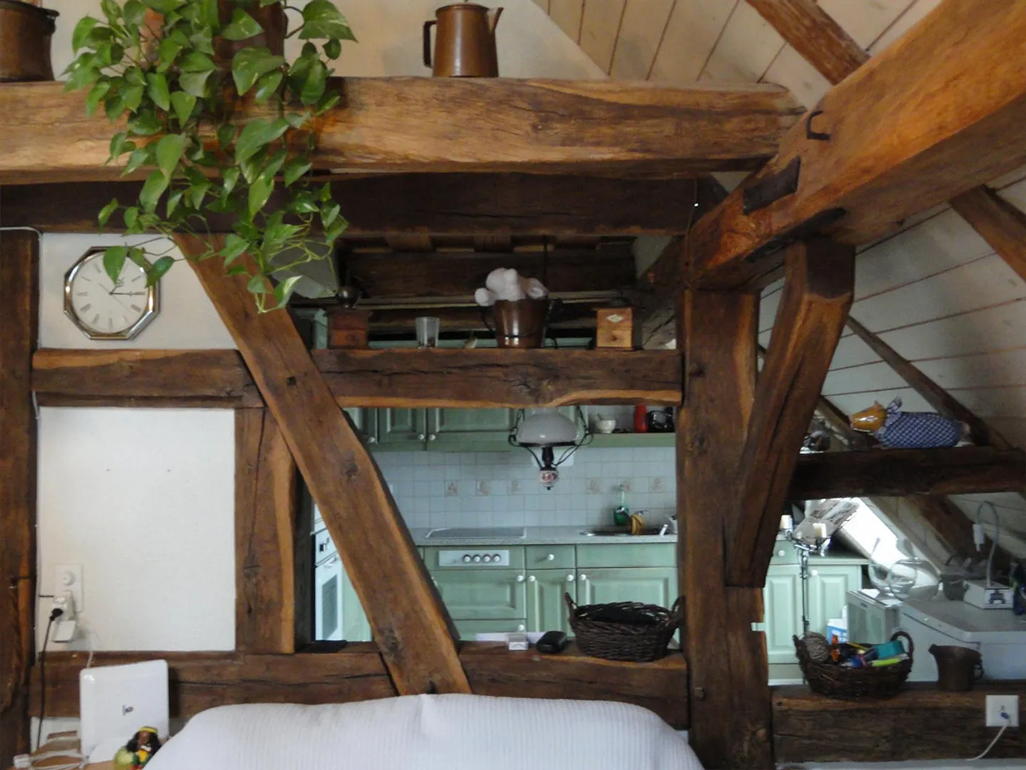 Original, large 4-room apartment - Photo 5 of 9