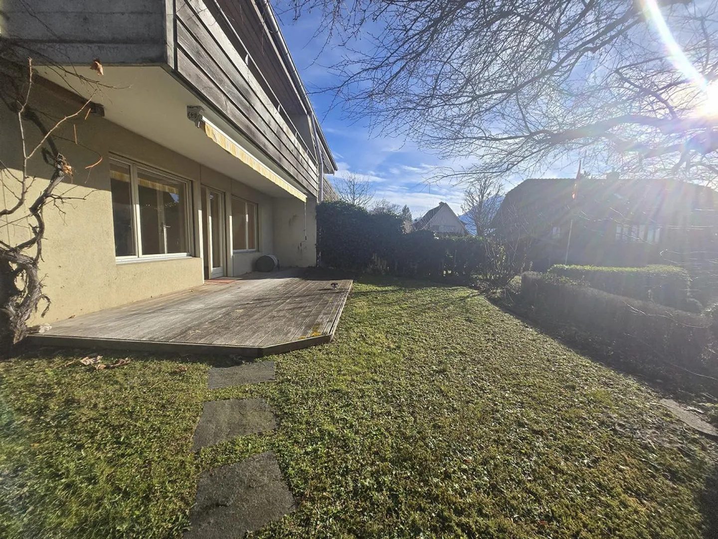 Casa bifamiliare di 5 ½ stanze a Hilterfingen - Foto 3 di 13