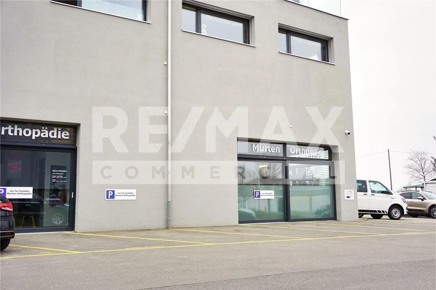 Spazio commerciale completamente attrezzato a Murten - spazio commerciale/ufficio - Foto 1 di 7