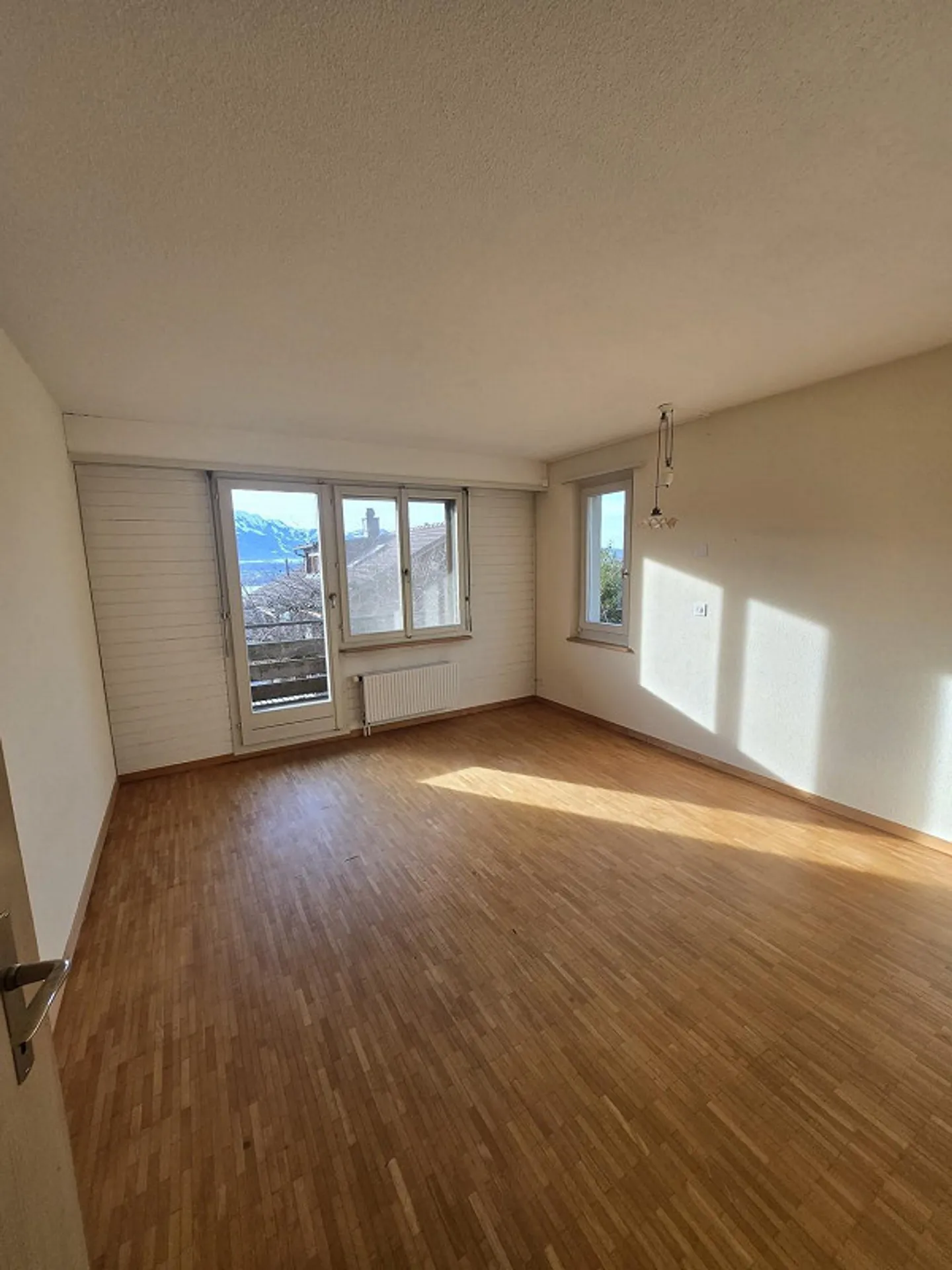 Casa bifamiliare di 5 ½ stanze a Hilterfingen - Foto 9 di 13