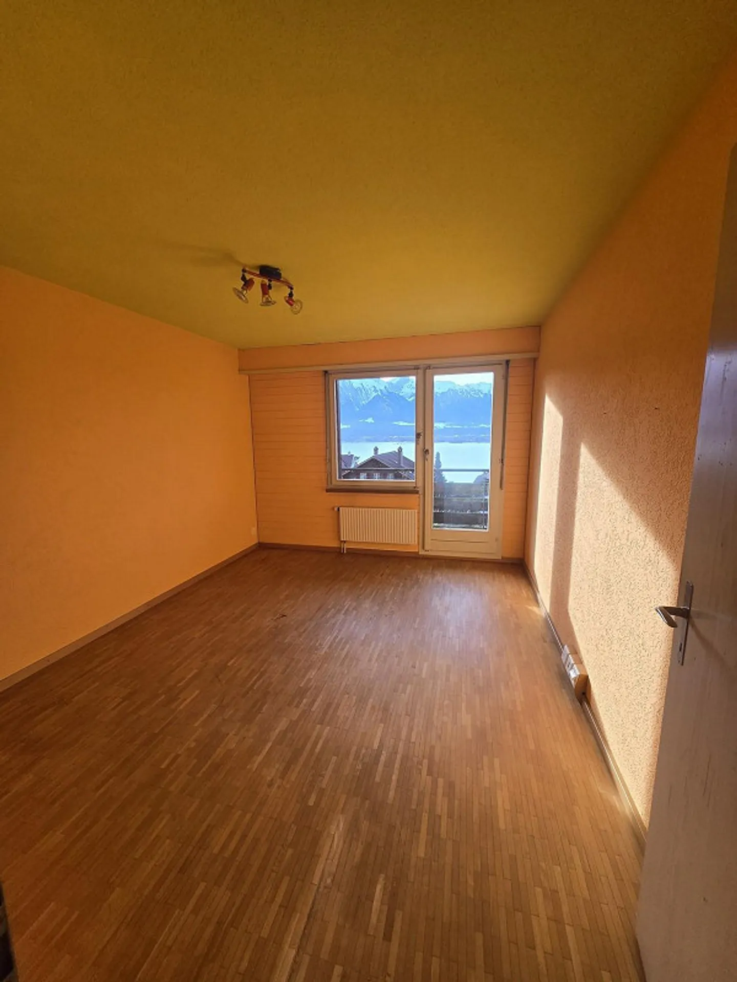Casa bifamiliare di 5 ½ stanze a Hilterfingen - Foto 10 di 13