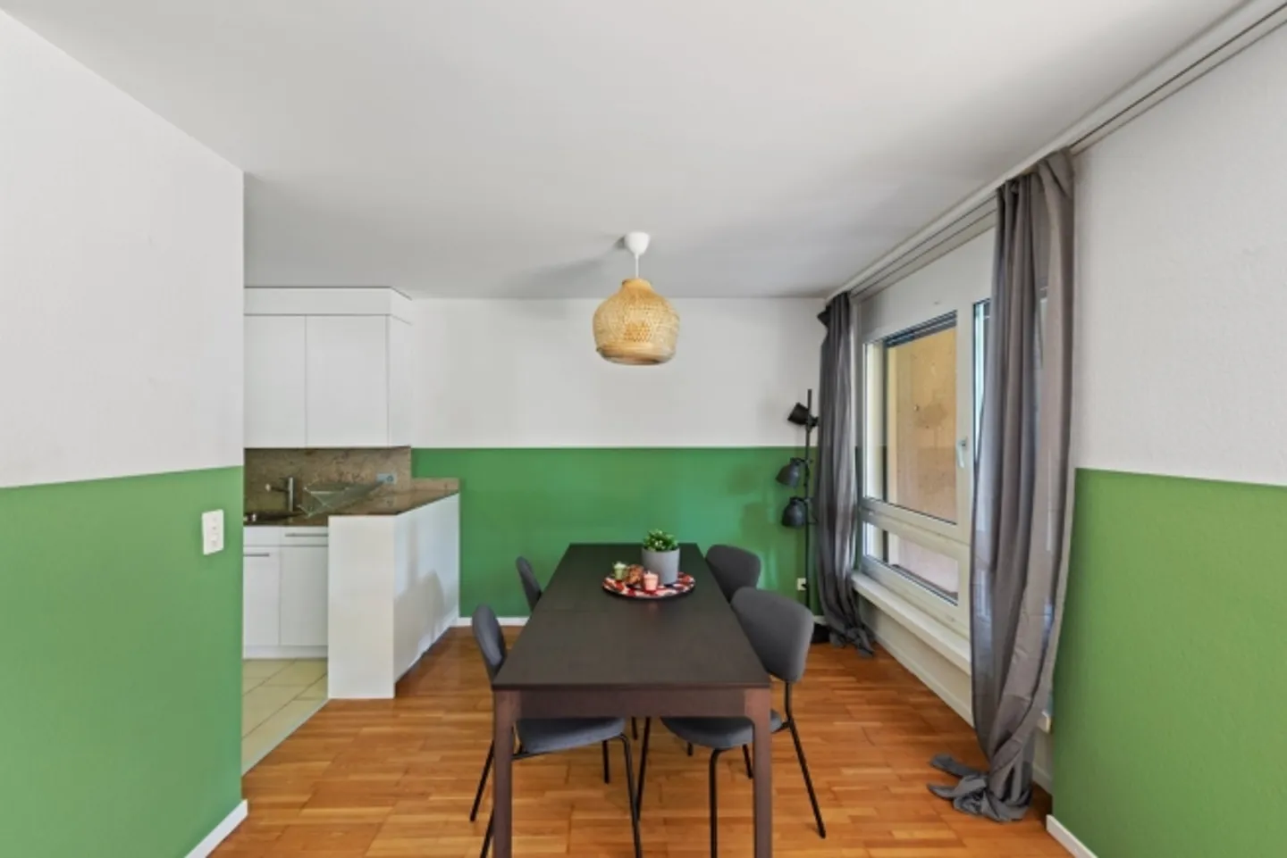 Möblierte 4 Zimmer Wohnung in Stäfa- befristet bis 30.09.2026 - Foto 3 von 8