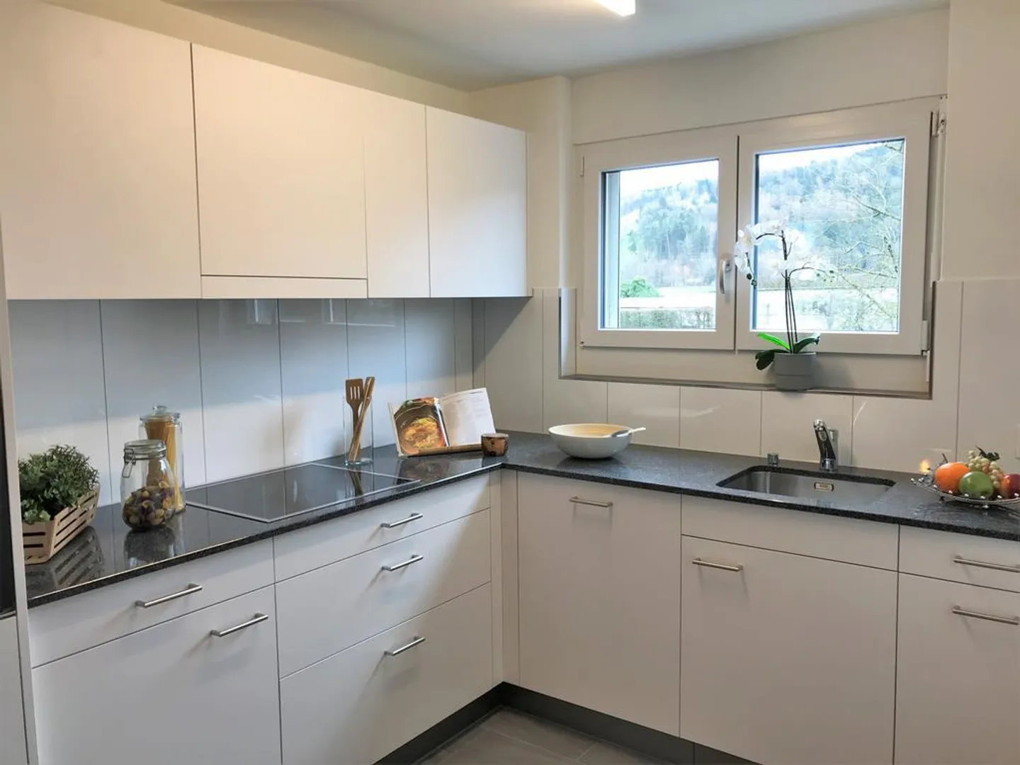 Grosszügige, moderne Wohnung wartet auf Sie! - Foto 5 von 6