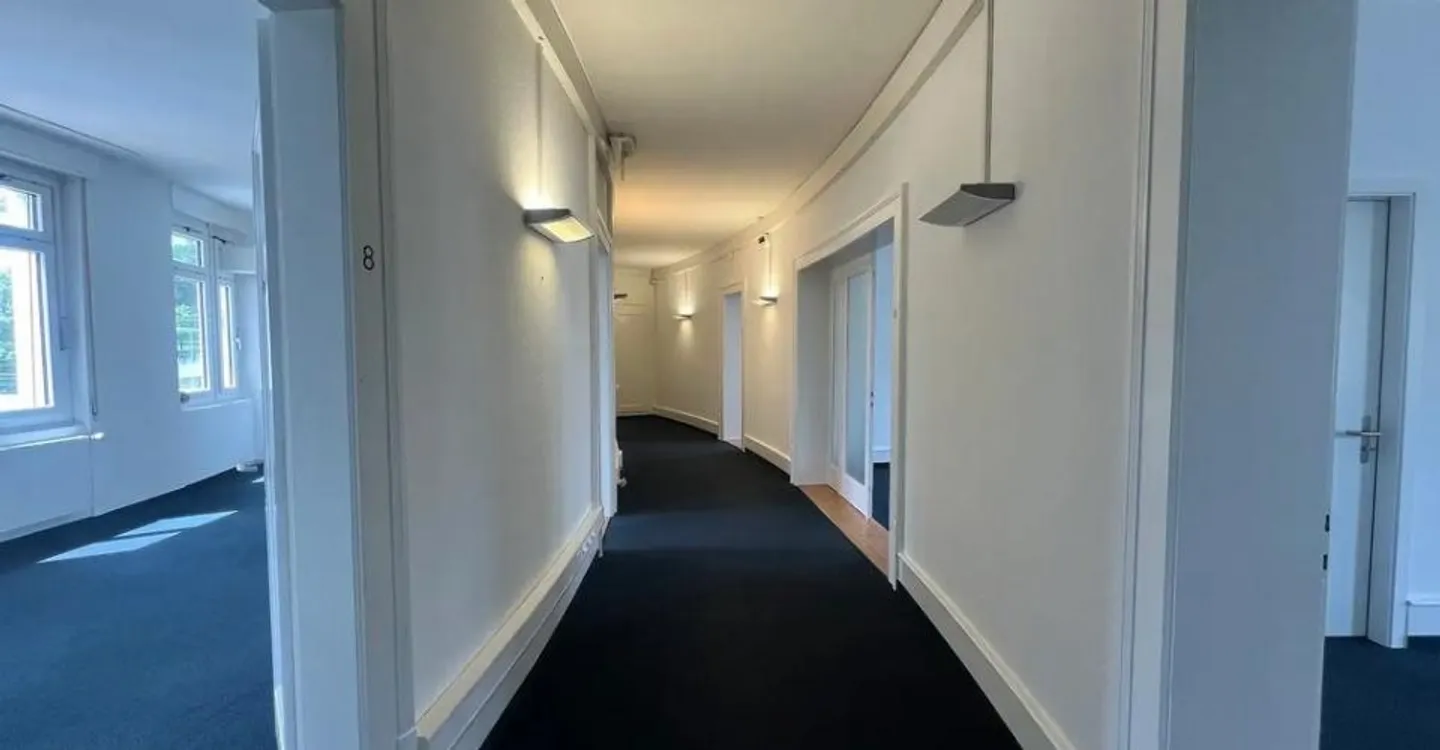 Spazio commerciale alla Stazione di Friburgo - Foto 5 di 11