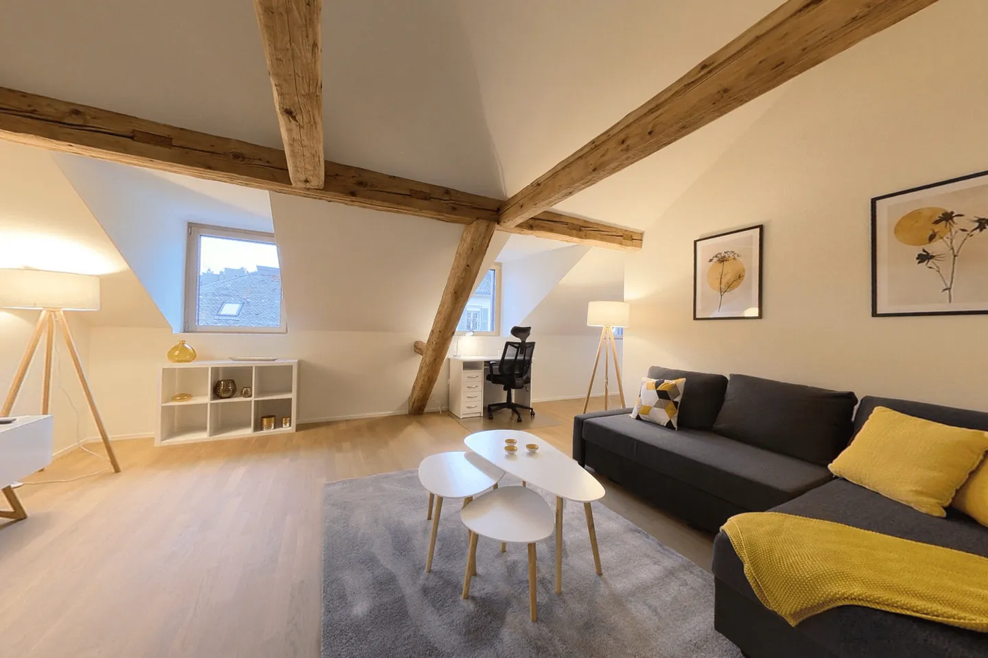 Stylish 1 bed apartment - Photo 1 of 8