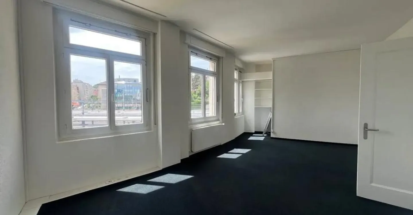 Spazio commerciale alla Stazione di Friburgo - Foto 8 di 11