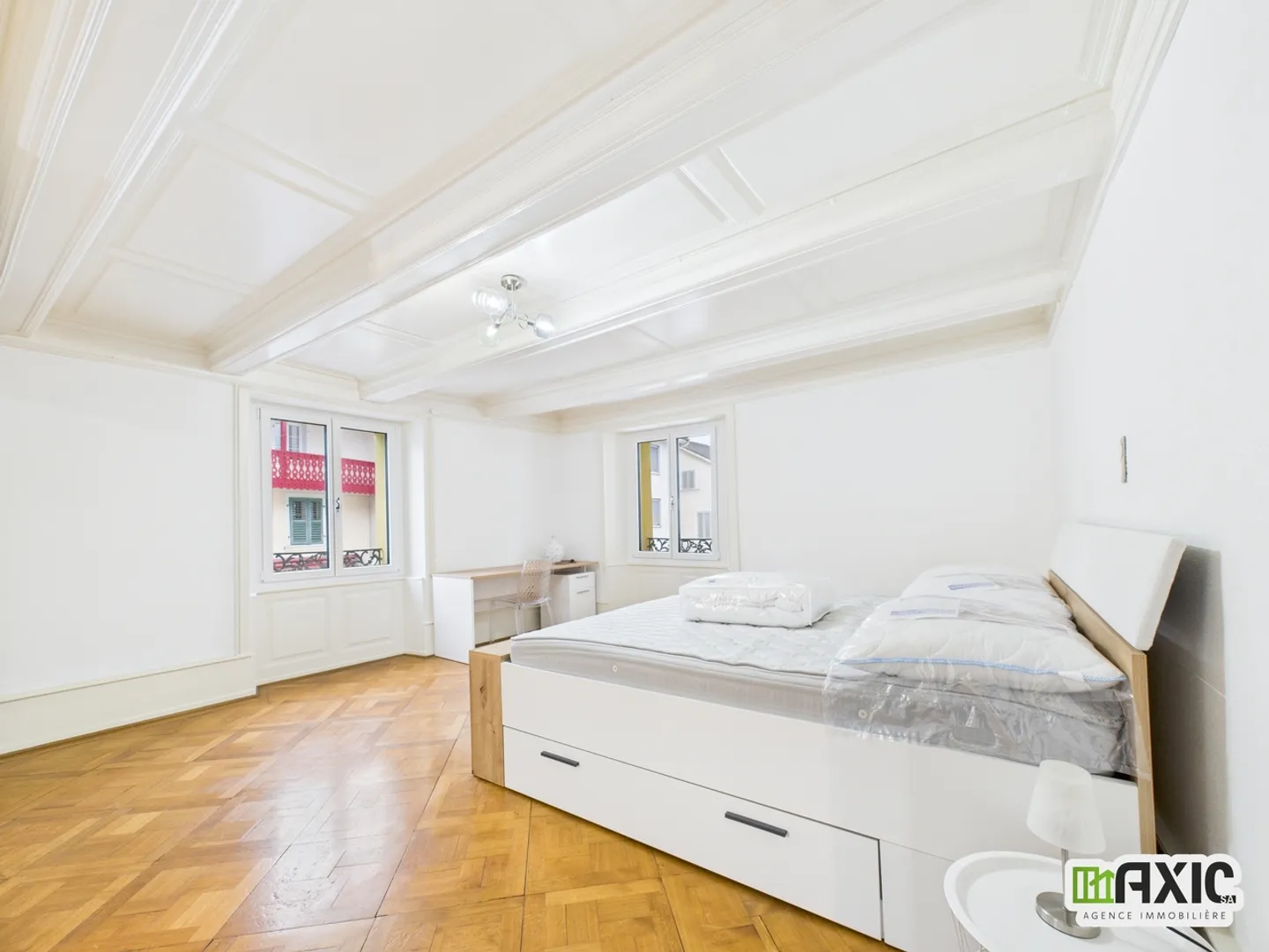 Möblierte 2,5-Zimmer-Wohnung im Herzen von Delémont mit Balkon - Foto 2 von 12