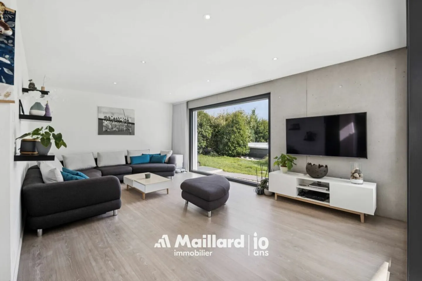 Bretonnières - Magnificent Contemporary House - Photo 6 of 19
