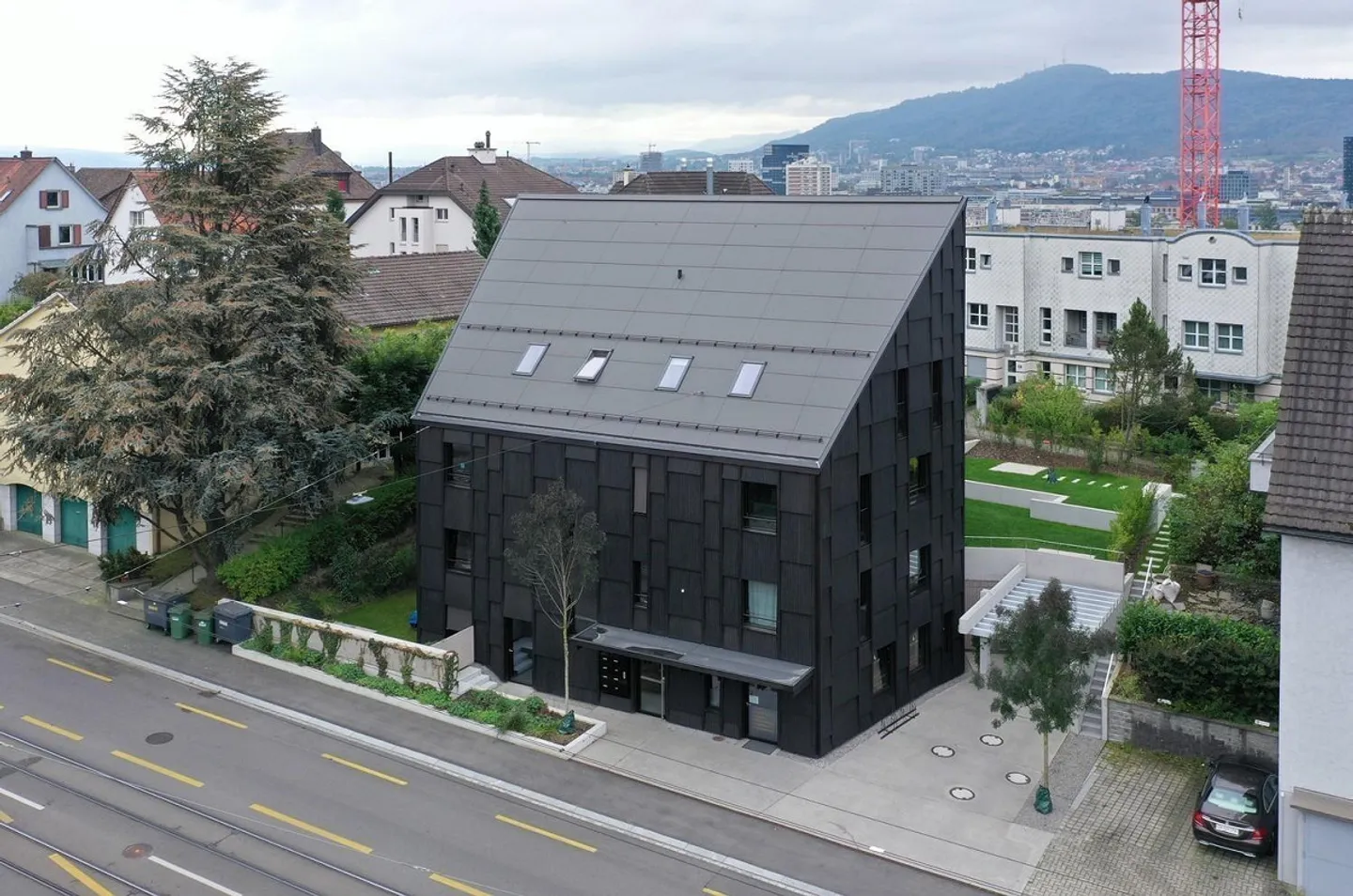 Commercial space in architecturally impressive property - Photo 1 of 7
