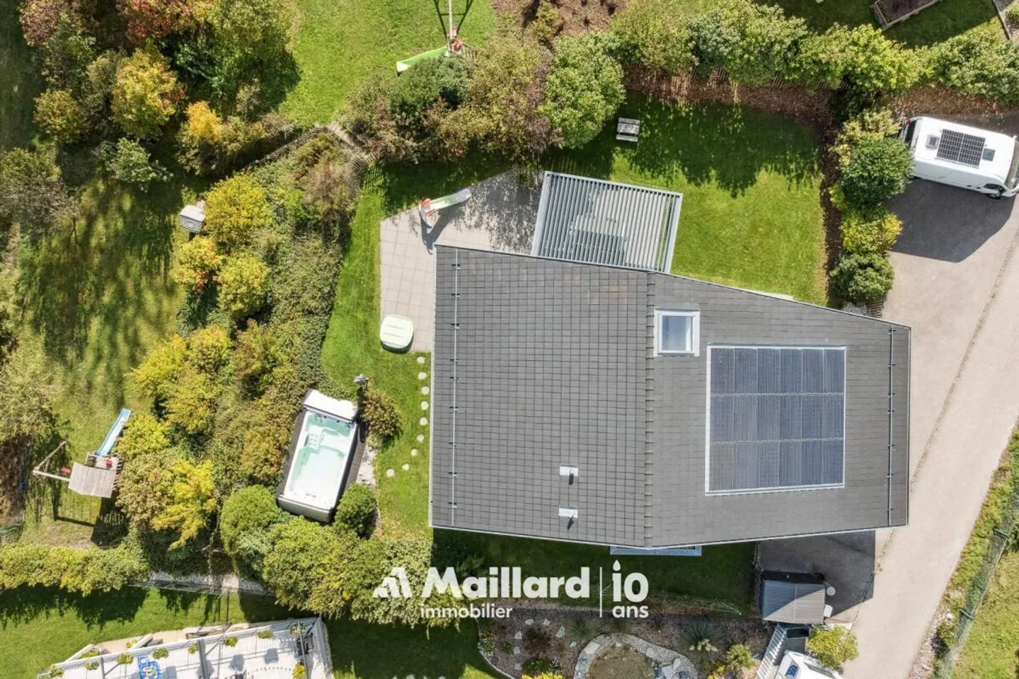 Bretonnières - Magnificent Contemporary House - Photo 15 of 19