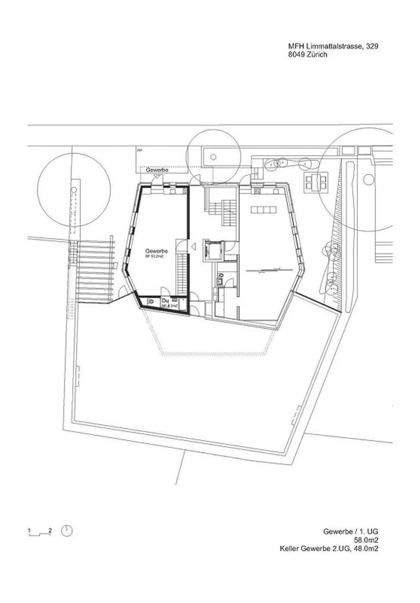 Commercial space in architecturally impressive property - Photo 6 of 7