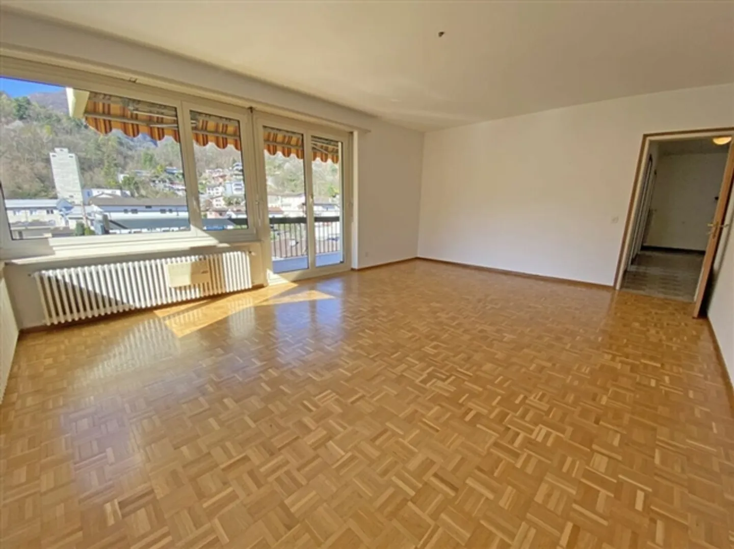 3.5 Room apartment - Photo 7 of 12