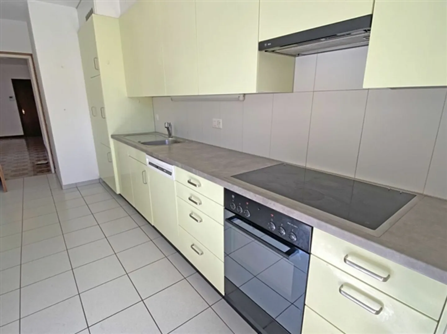 3.5 Room apartment - Photo 8 of 12