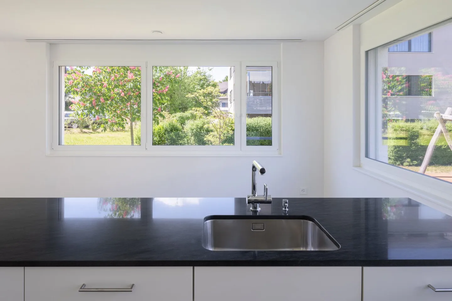 Appartement de jardin spacieux et lumineux de 3,5 pièces en construction Minergie - Photo 4 sur 14