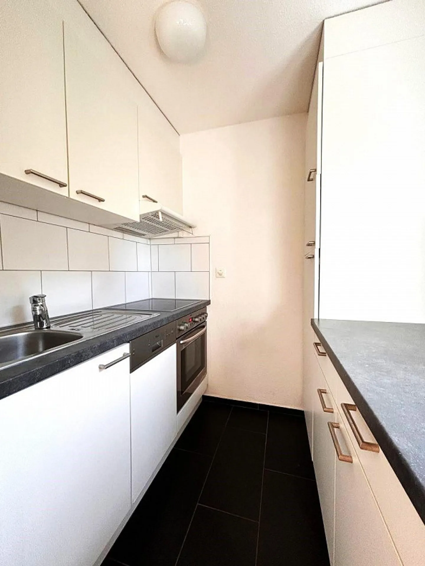 Gemütliche 2-Zimmerwohnung zu vermieten! - Foto 1 von 8