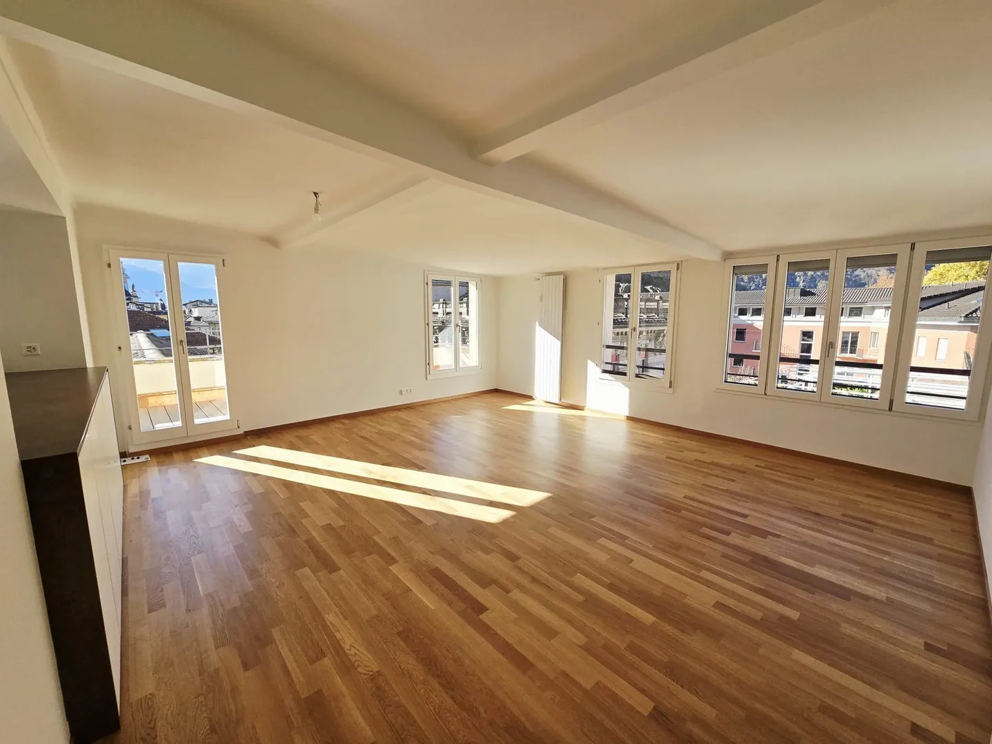 Renovated penthouse for rent in the historic center of Bellinzona - Photo 5 of 14