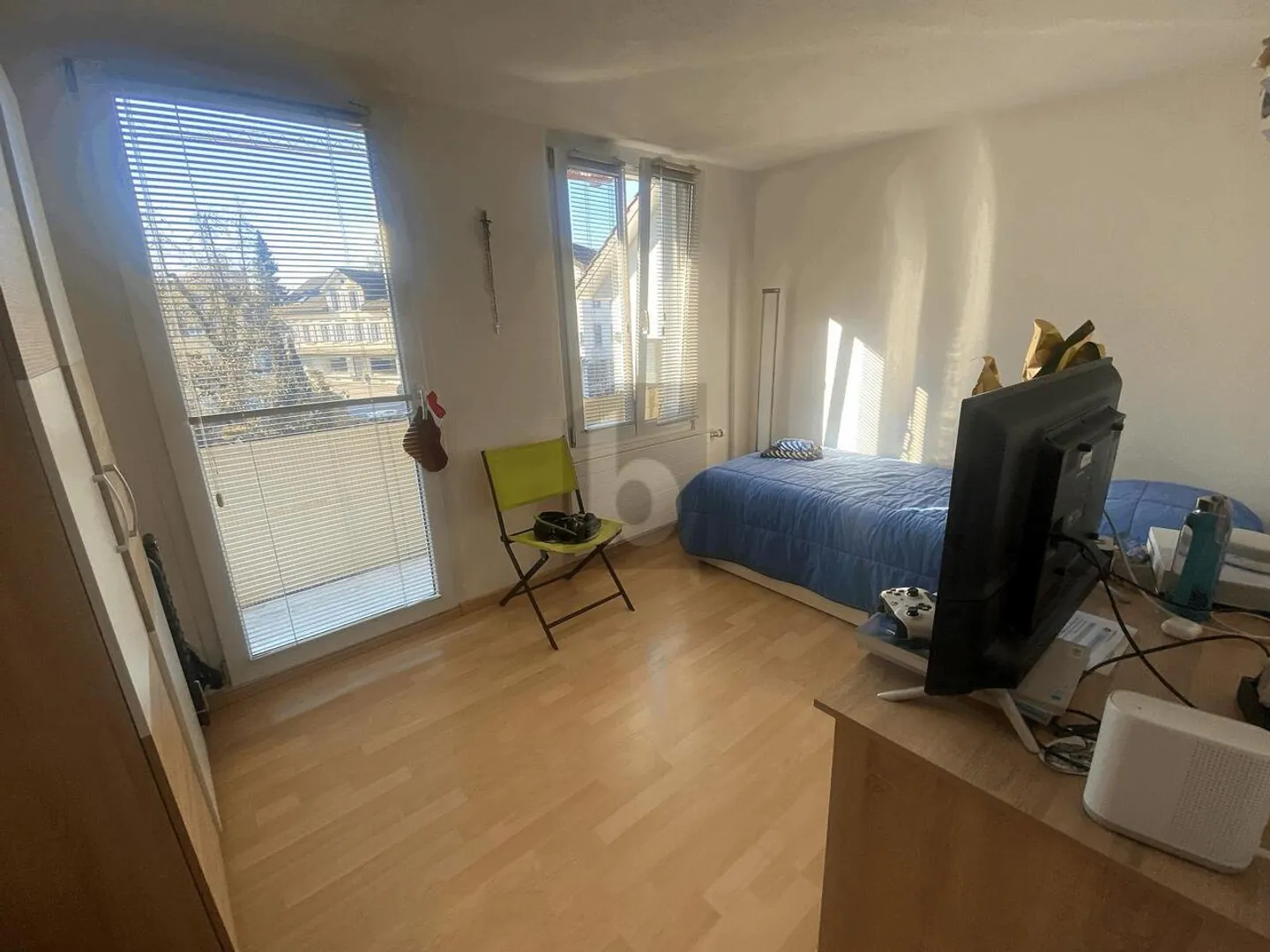 SPACIOUS, IN A CENTRAL LOCATION - Photo 4 of 6