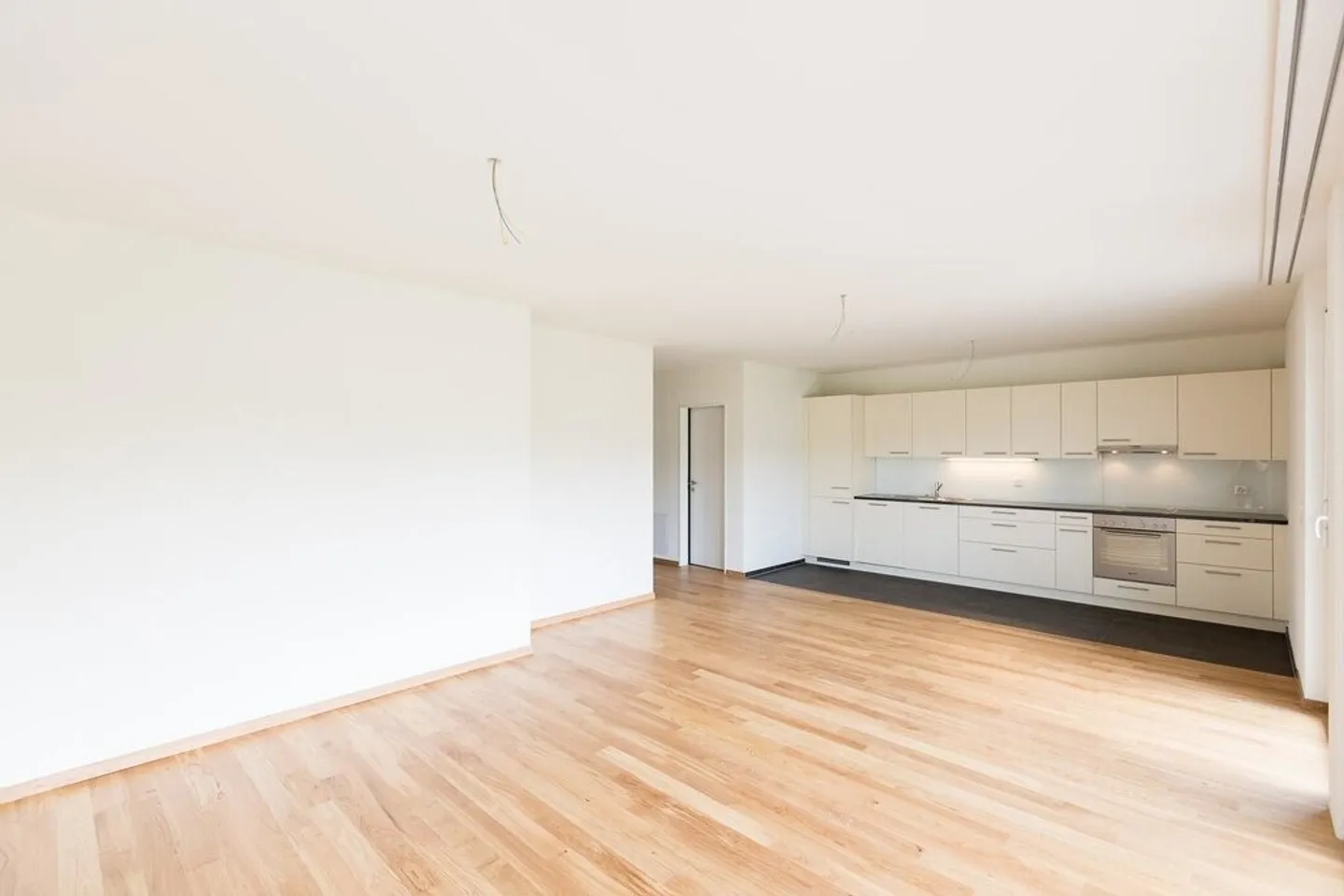 Apartment for rent - Photo 2 of 5