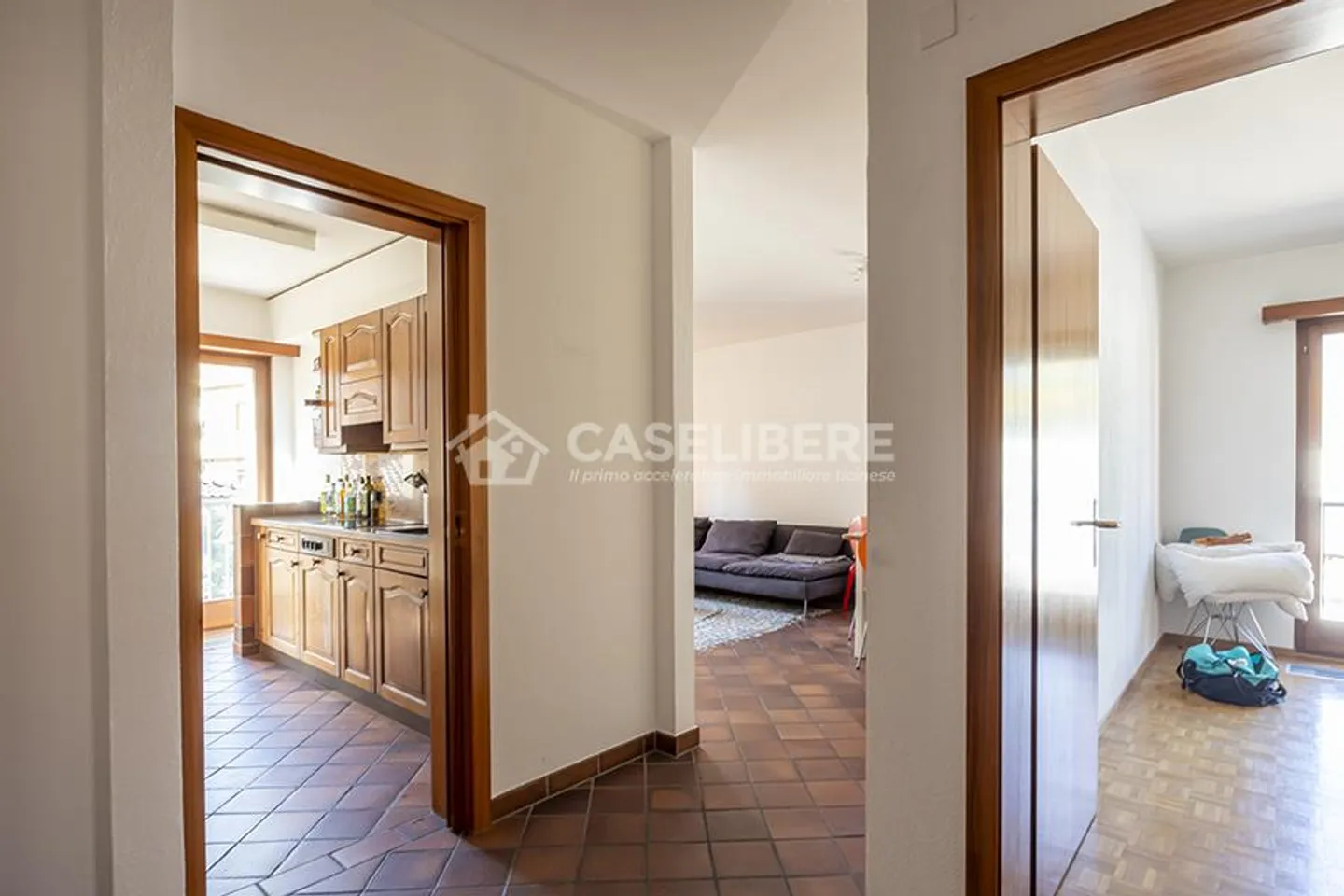 ZENTRAL 3.5 ZIMMER IN BELLINZONA - Foto 4 von 11