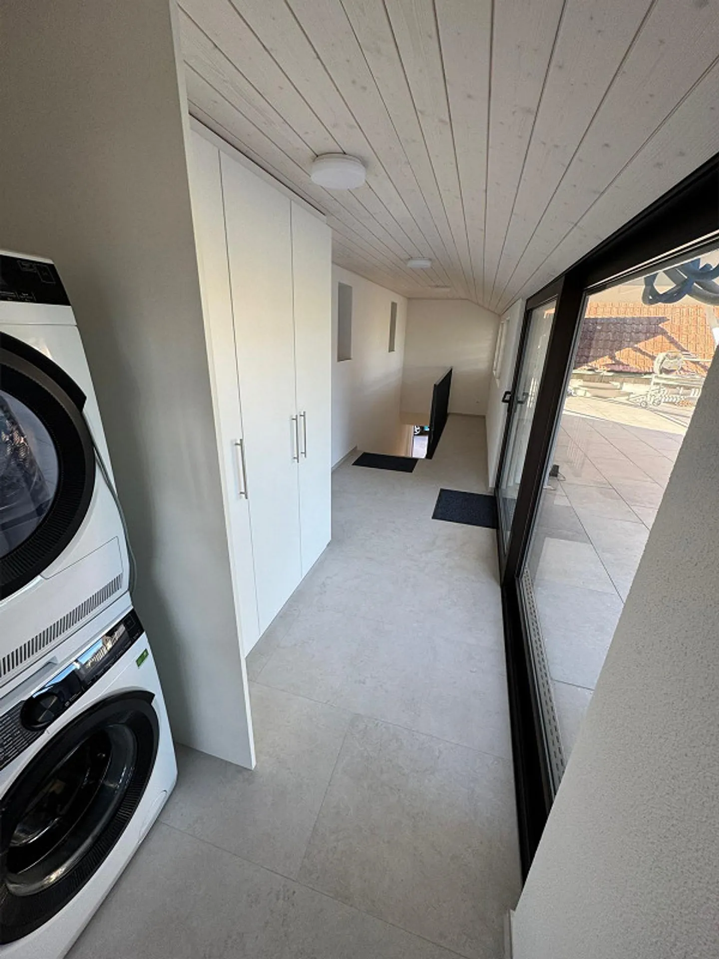 Maison individuelle polyvalente avec espace commercial et réserve foncière - Photo 7 sur 30