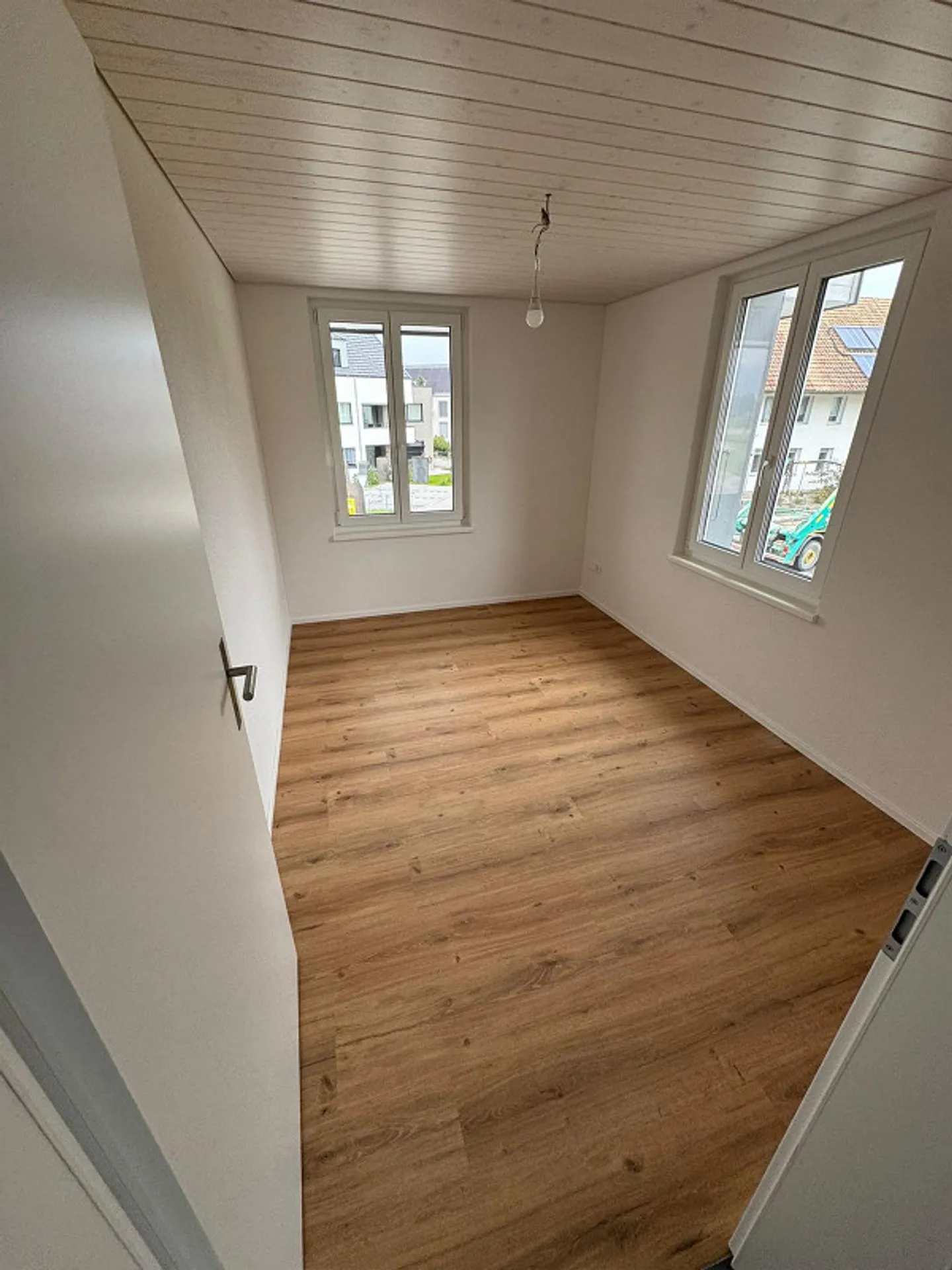 Maison individuelle polyvalente avec espace commercial et réserve foncière - Photo 13 sur 30