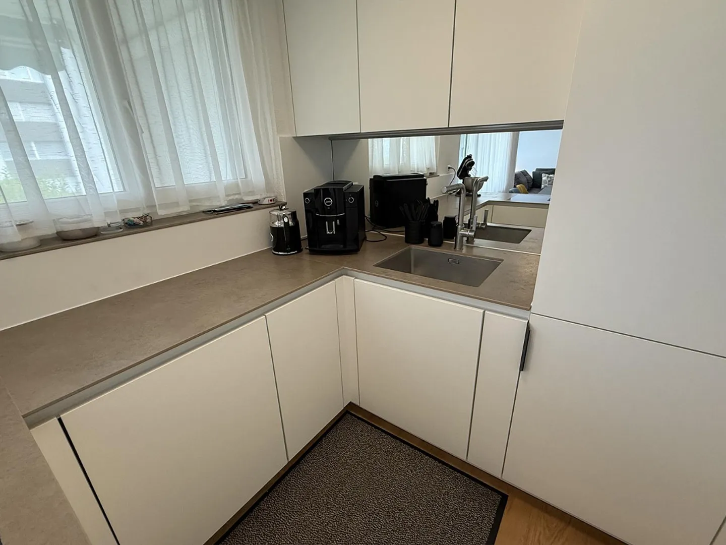Appartamento al piano terra di 4,5 stanze a Schübelbach con giardino - Foto 6 di 11