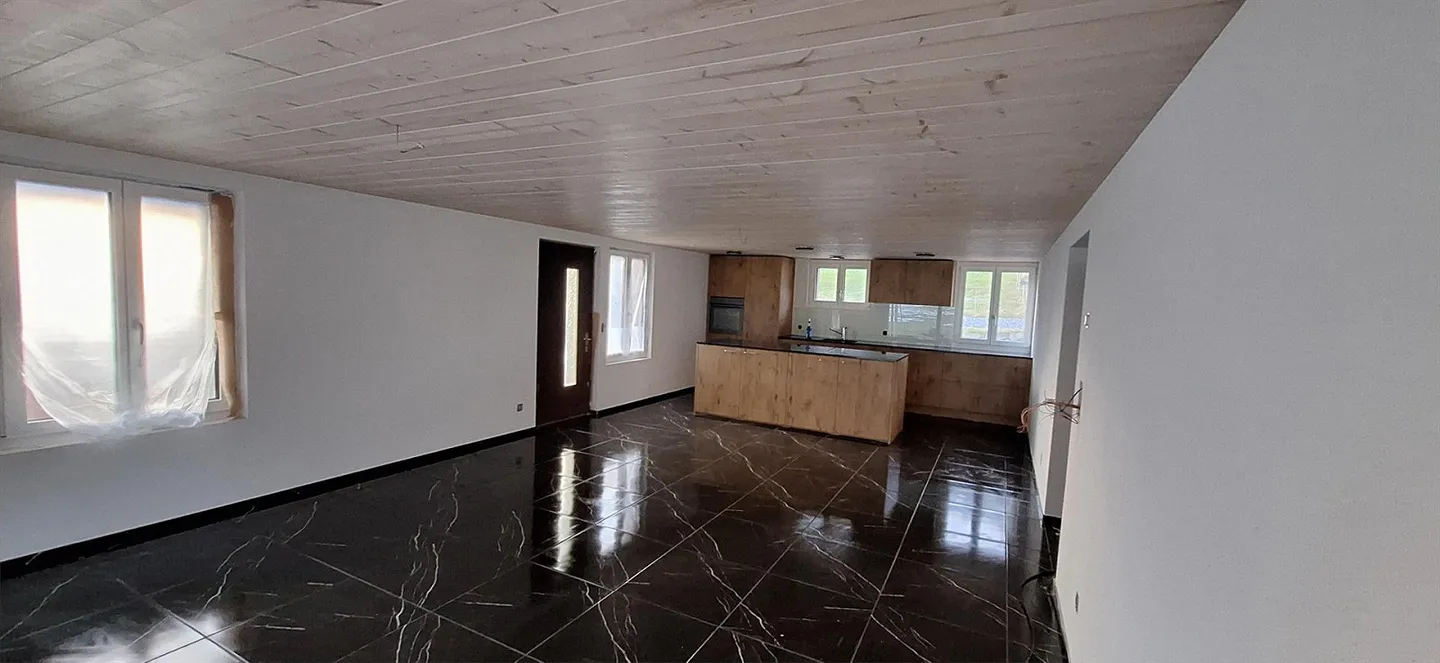 Erstbezug: 5 1/2 Zimmer Wohnung mit traumhafter Aussicht - Foto 1 von 13