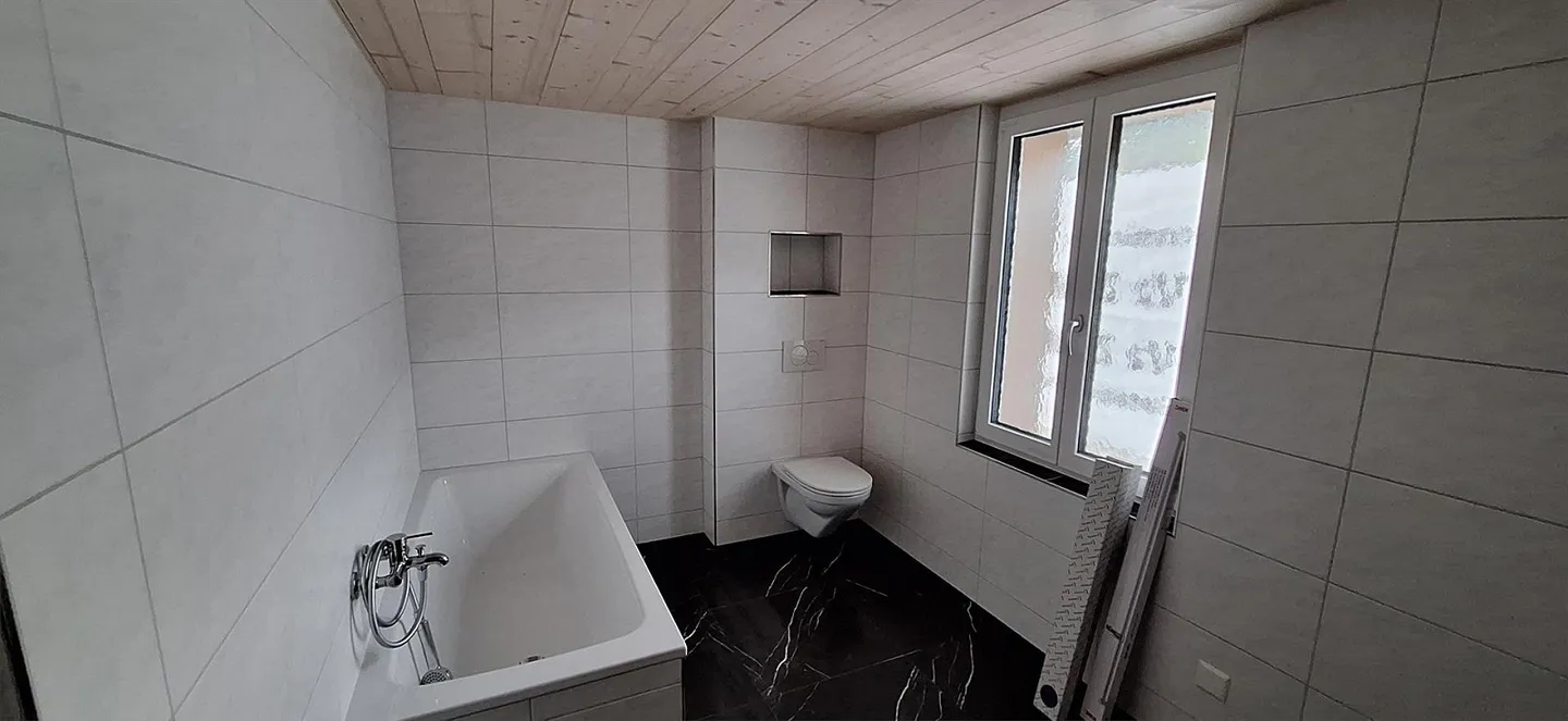 Erstbezug: 5 1/2 Zimmer Wohnung mit traumhafter Aussicht - Foto 3 von 13