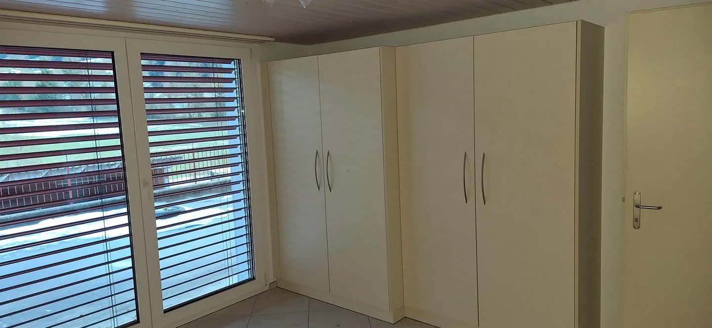 Erstbezug: 5 1/2 Zimmer Wohnung mit traumhafter Aussicht - Foto 8 von 13