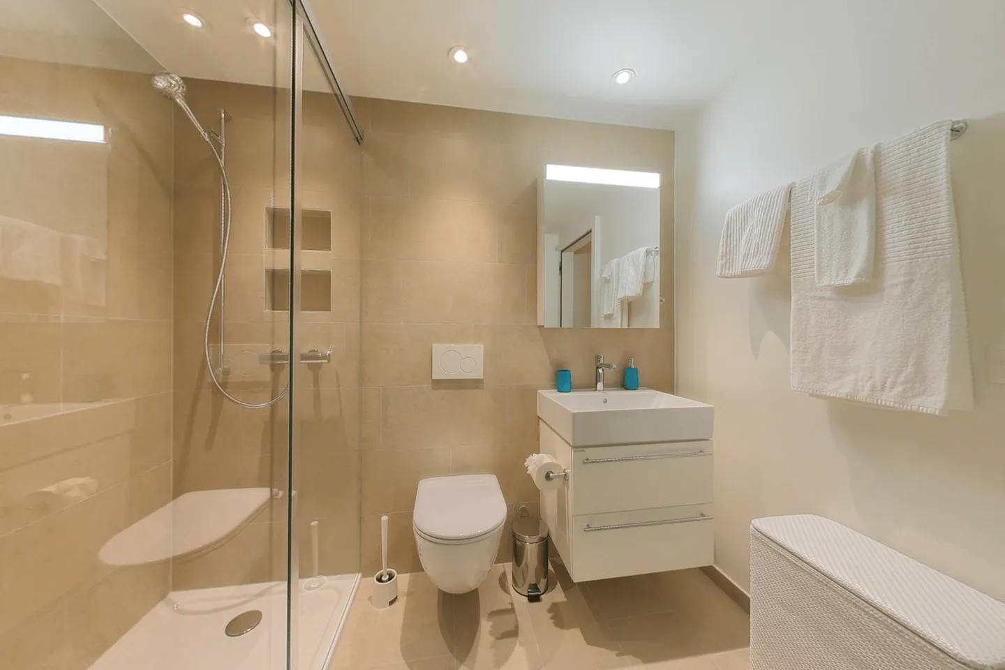 Begrenztes Angebot! Großes 1-Zimmer-Apartment im Herzen von Neuchâtel - Photo 4 sur 6