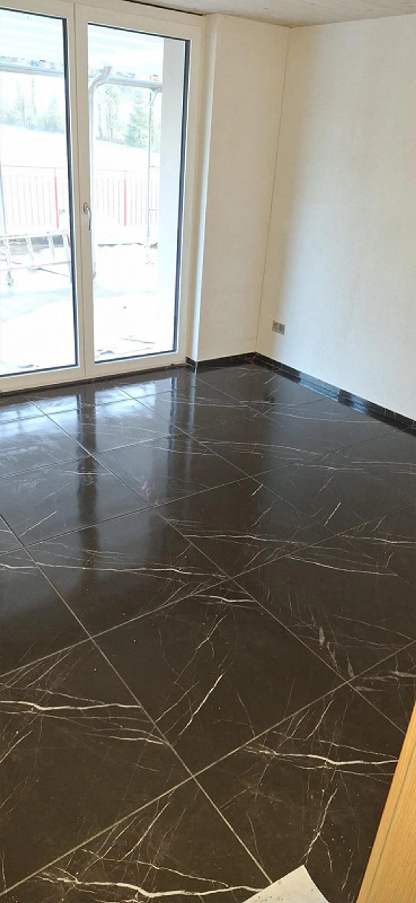 Erstbezug: 5 1/2 Zimmer Wohnung mit traumhafter Aussicht - Foto 13 von 13