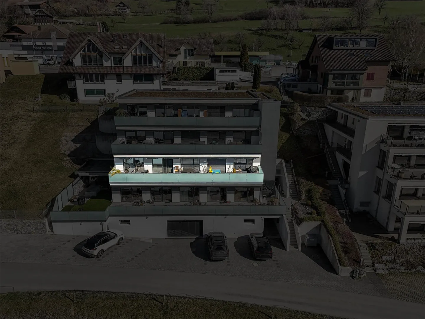 Moderno appartamento con terrazza di 4,5 stanze a Triengen - Foto 5 di 17