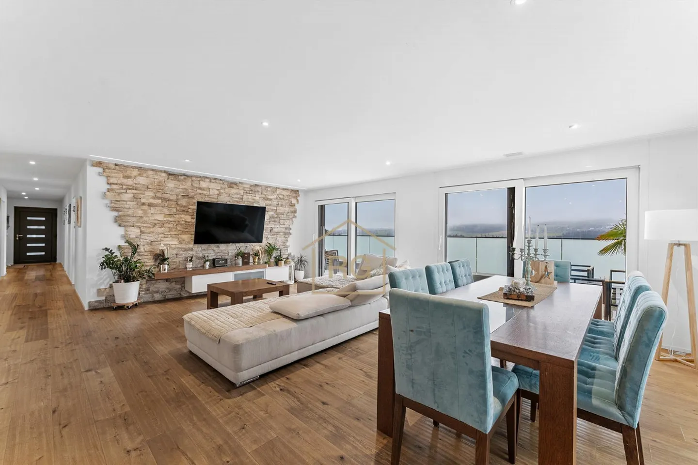 Moderno appartamento con terrazza di 4,5 stanze a Triengen - Foto 11 di 17