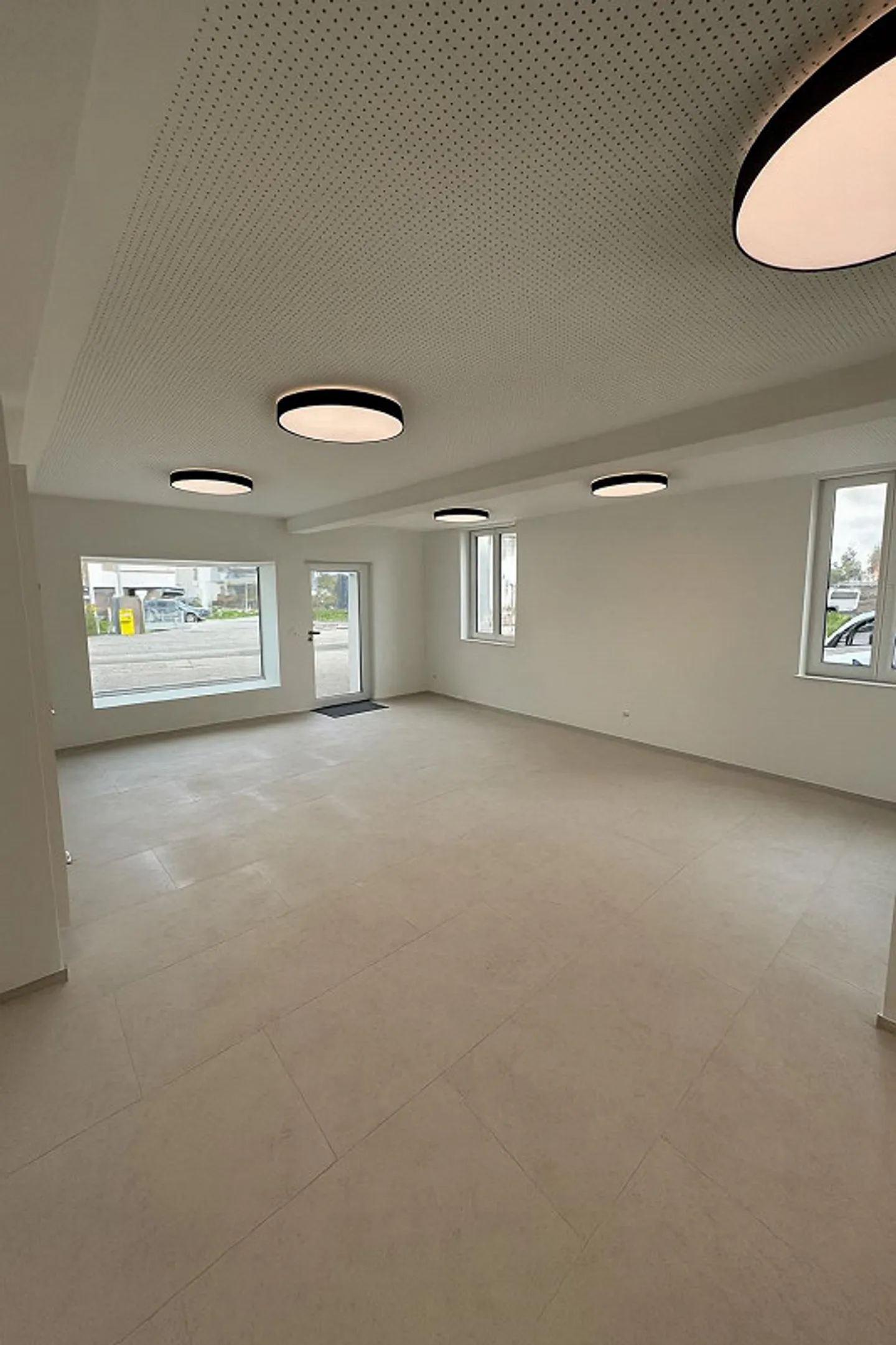 Maison individuelle polyvalente avec espace commercial et réserve foncière - Photo 22 sur 30