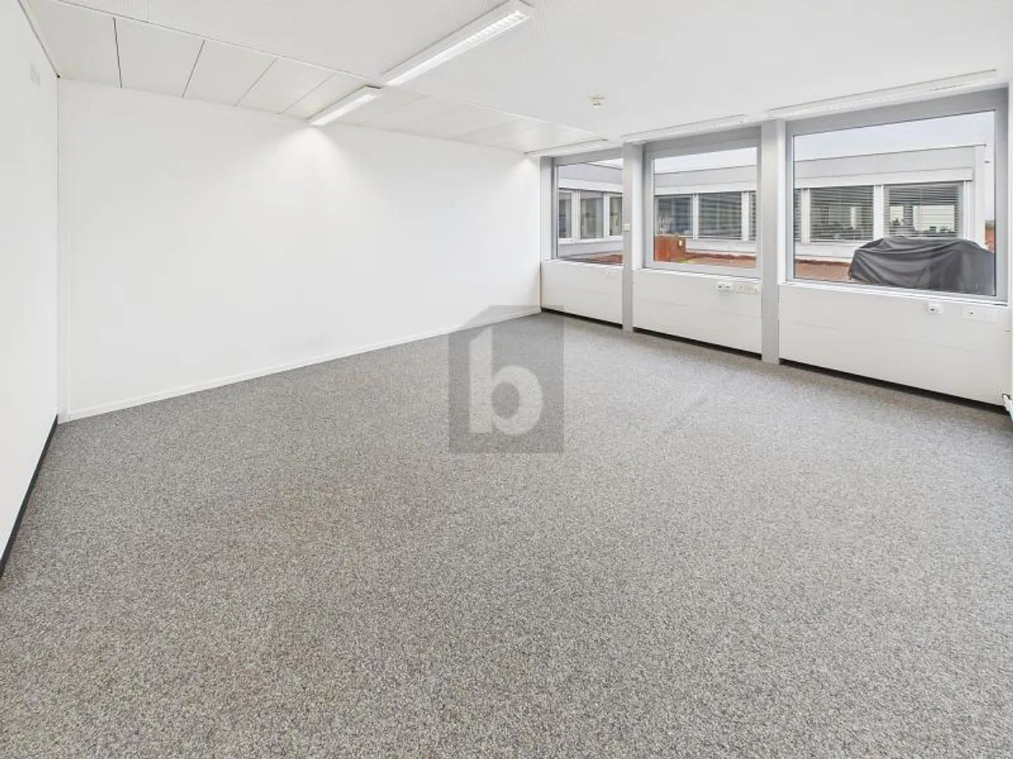 GUT GELEGEN UND PRAKTISCH (BÜRO 4.26) - Photo 2 of 5
