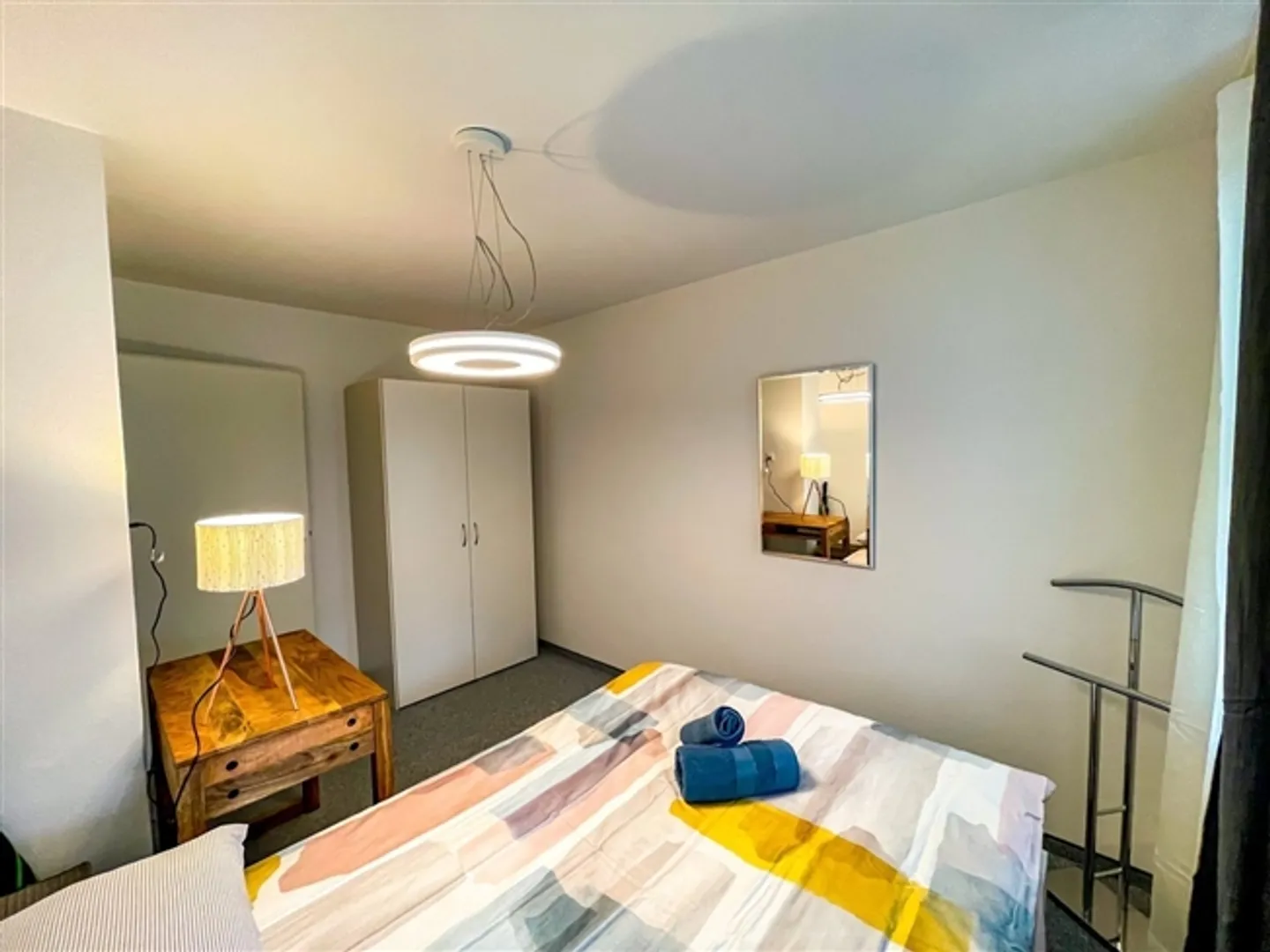 «Moderne und helle 3,5-Zimmer-Wohnung, voll möbliert, erstklassige Lage, Adliswil» - Foto 4 von 11