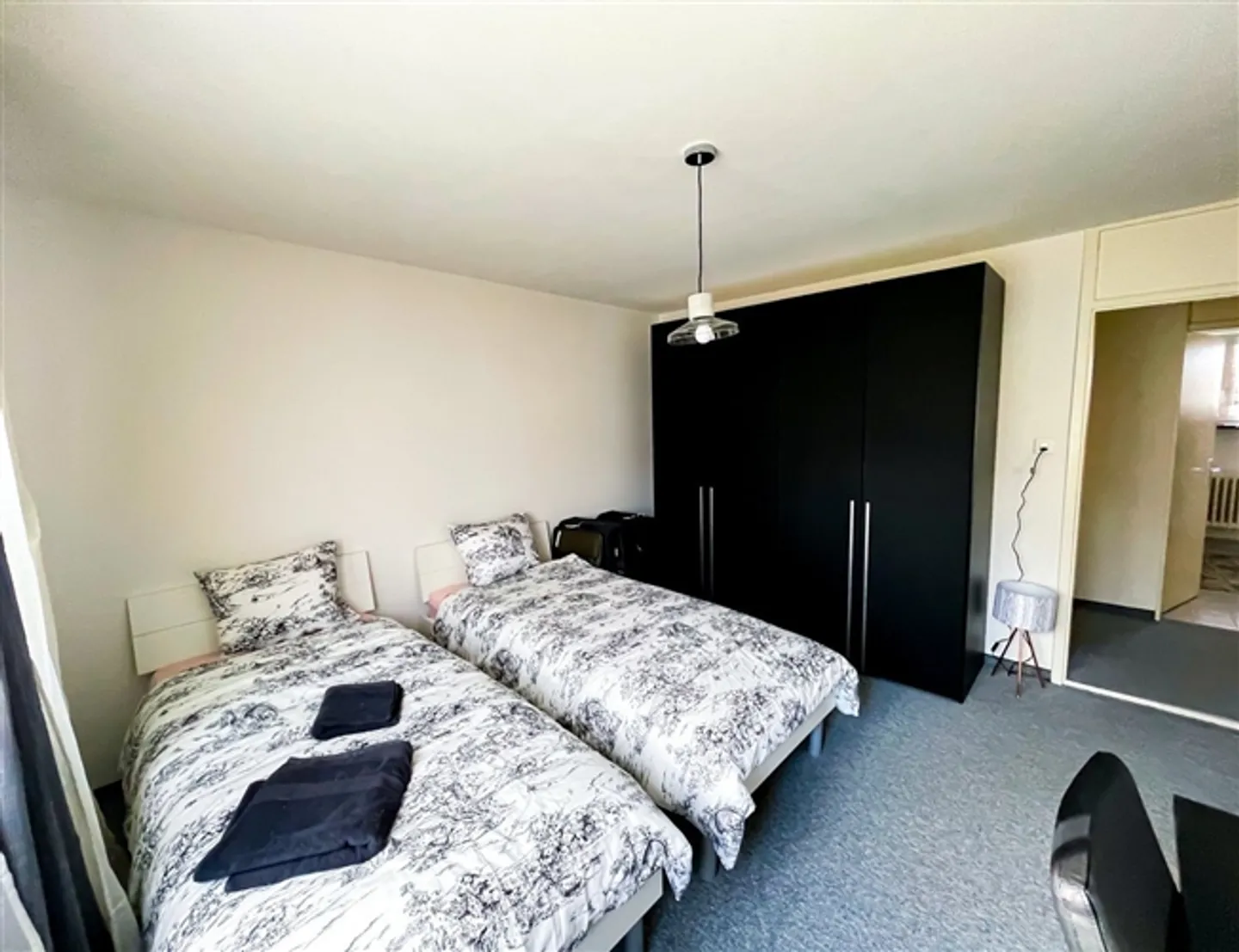 «Moderne und helle 3,5-Zimmer-Wohnung, voll möbliert, erstklassige Lage, Adliswil» - Foto 7 von 11