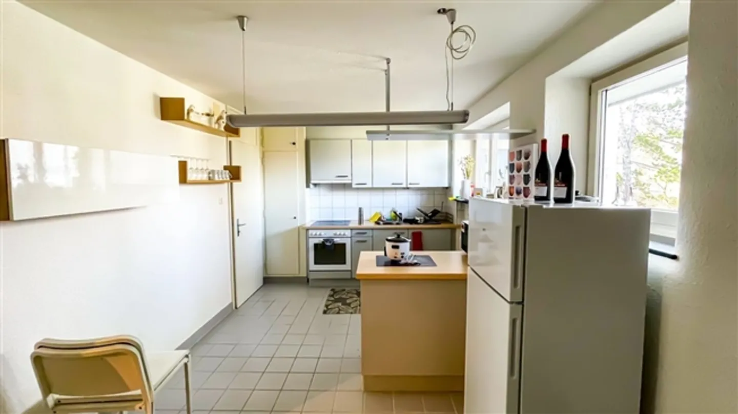 «Moderne und helle 3,5-Zimmer-Wohnung, voll möbliert, erstklassige Lage, Adliswil» - Foto 11 von 11