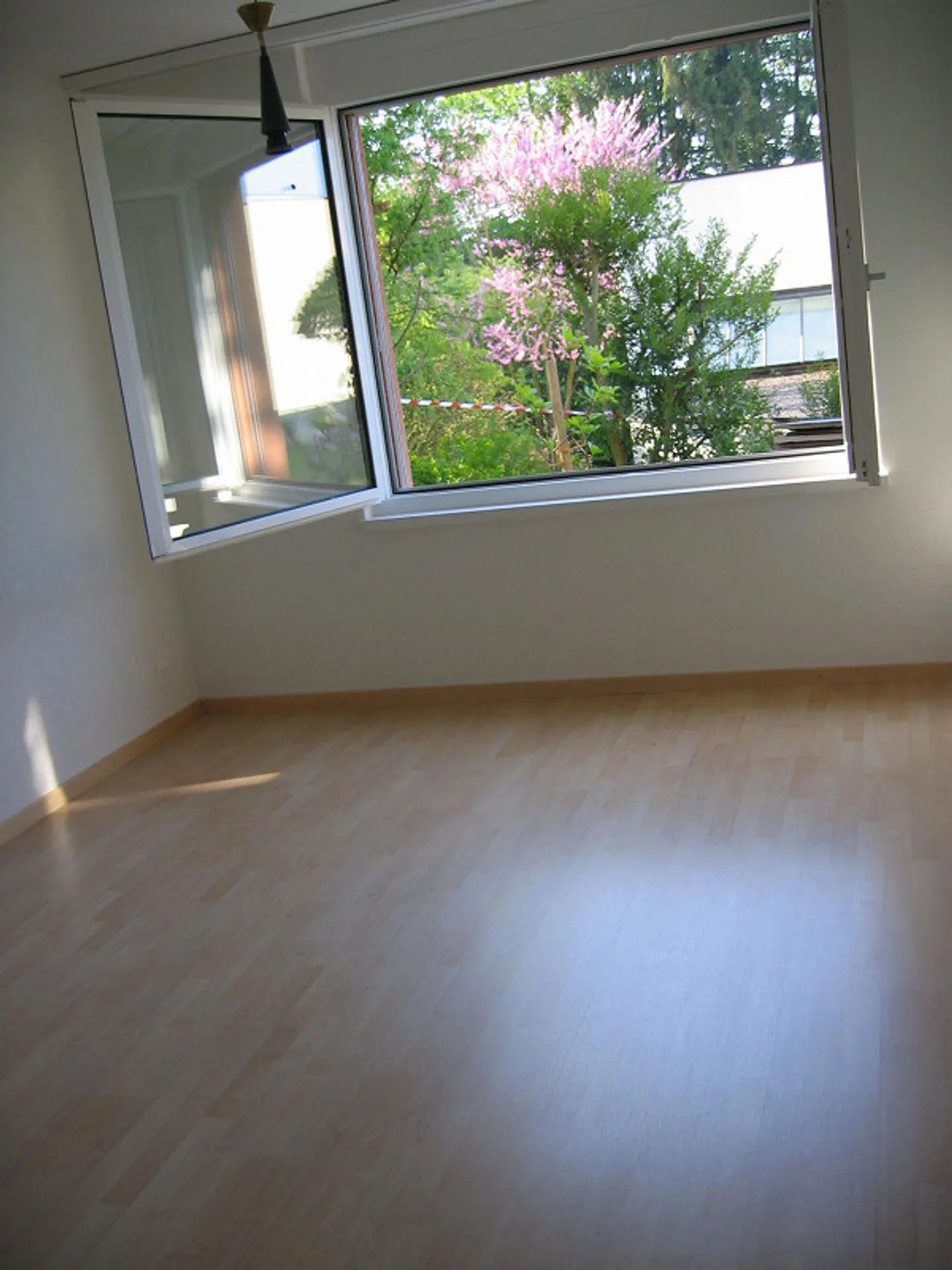 Leben wie im Einfamilienhaus in sehr ruhigem kleine Mehrfamilienhaus - Foto 10 di 12