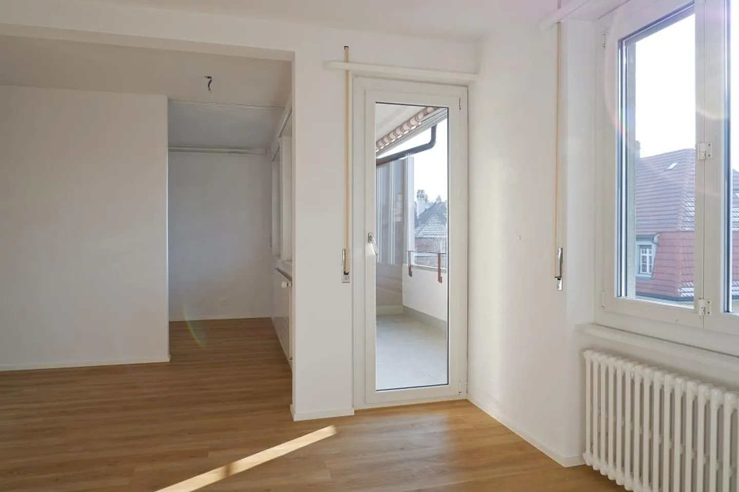 YOUNG, IN, CENTRAL - Beautiful 2-room apartment - Photo 5 of 7