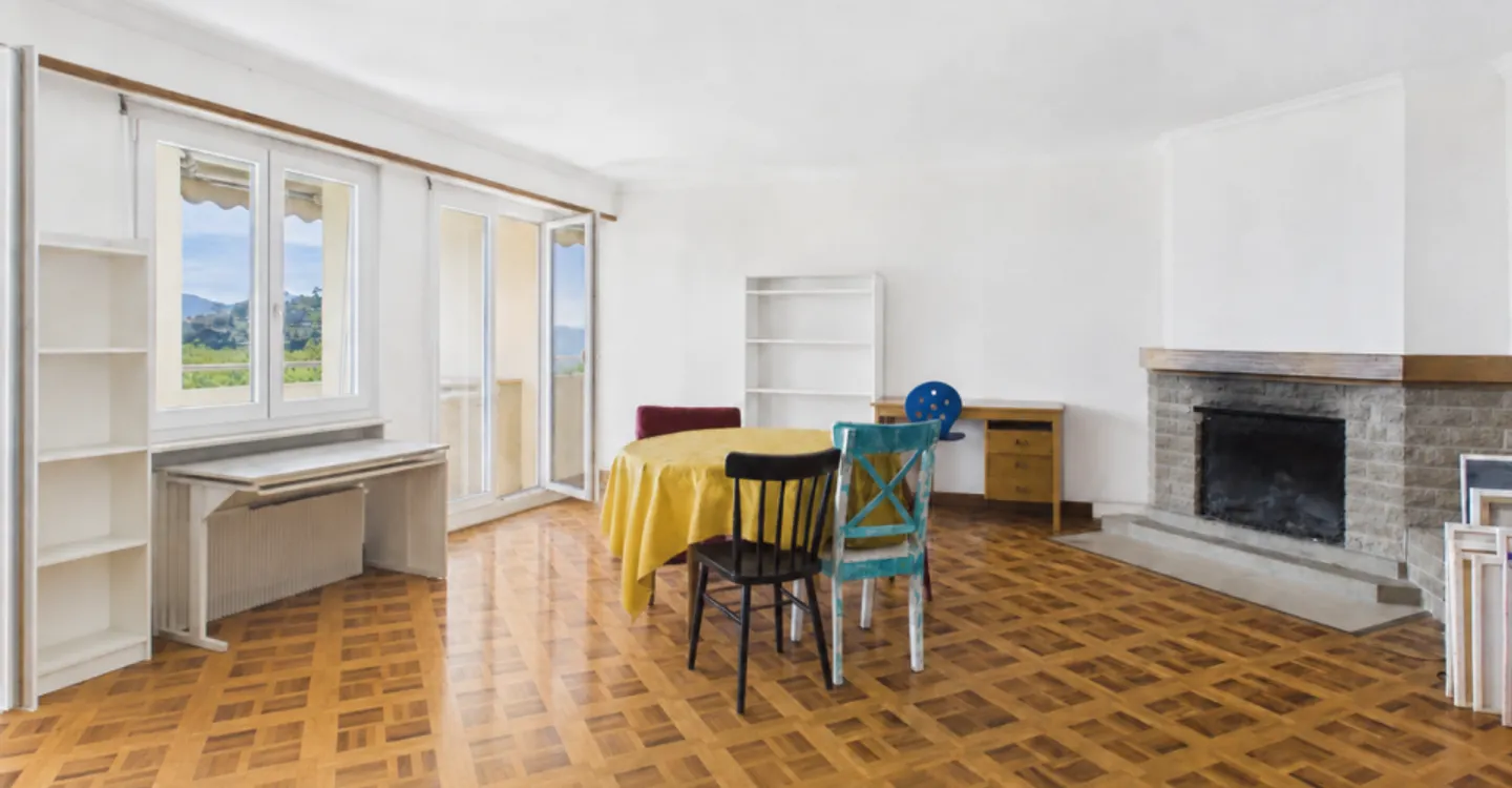 To renovate - 4.5 rooms with balcony, lake view and indoor parking space in Chexbres - Photo 3 of 9