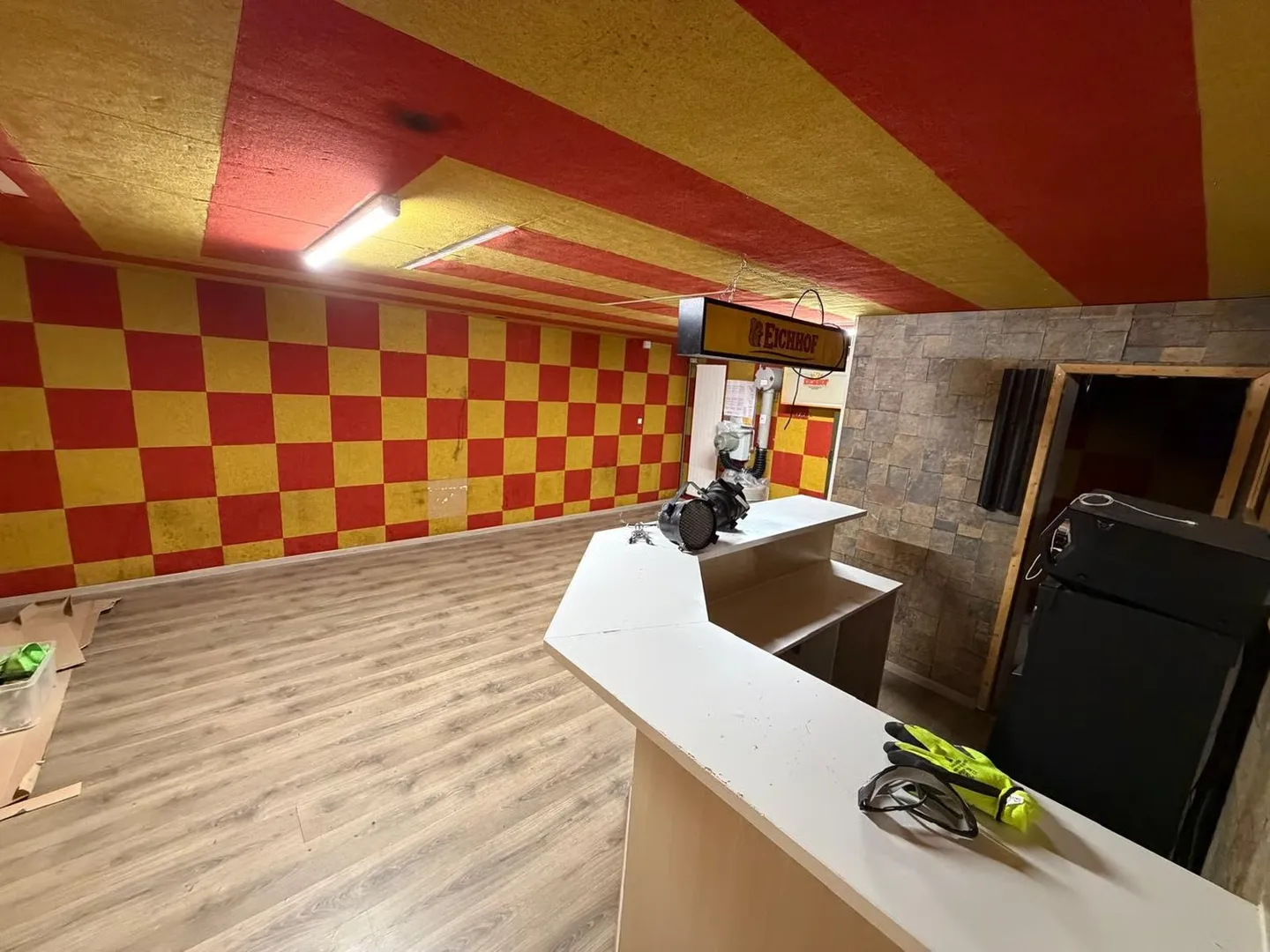 Hobby Room in the Center of Altdorf - Photo 2 of 5
