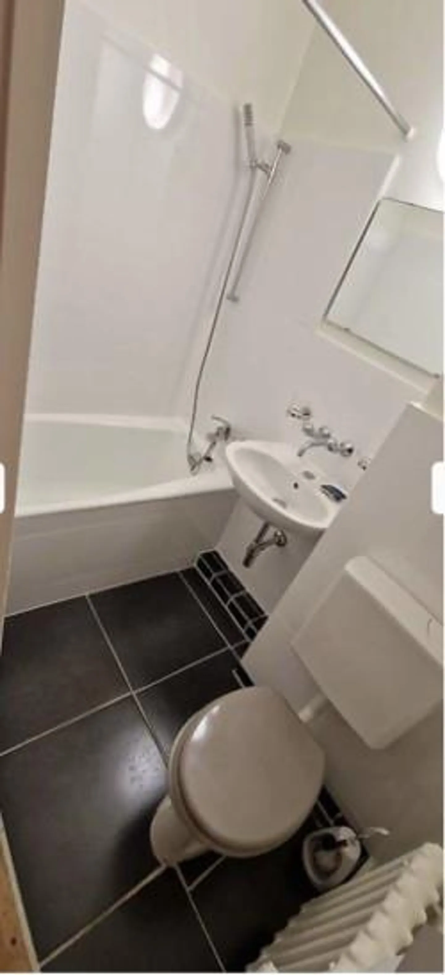 Appartamento di due e mezzo locali a Thônex 860.- - Foto 5 di 5