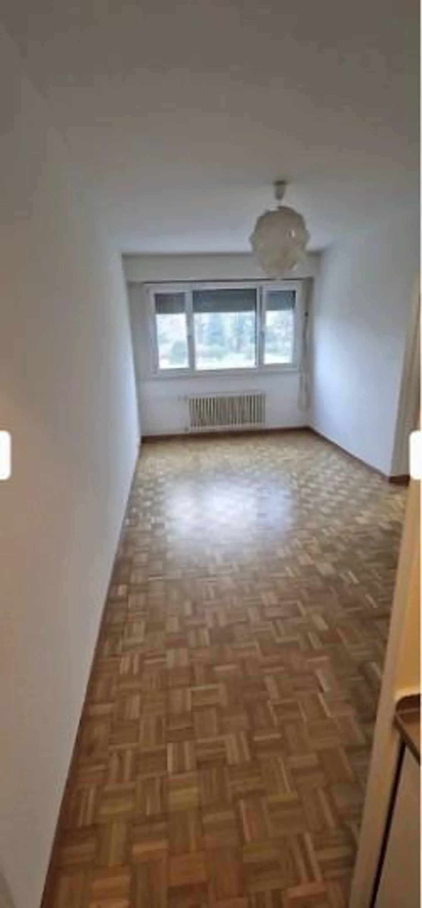 Appartamento di due e mezzo locali a Thônex 860.- - Foto 2 di 5