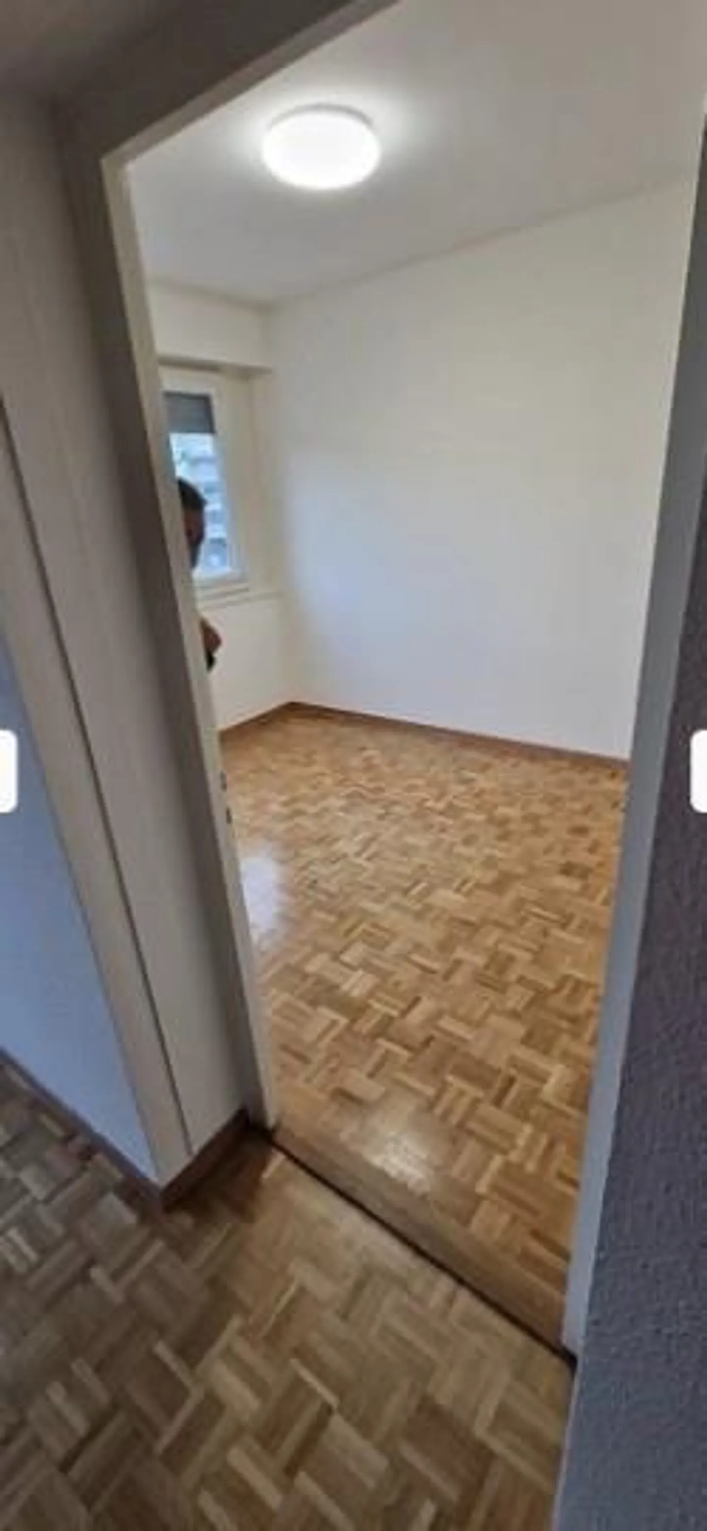 Appartamento di due e mezzo locali a Thônex 860.- - Foto 3 di 5