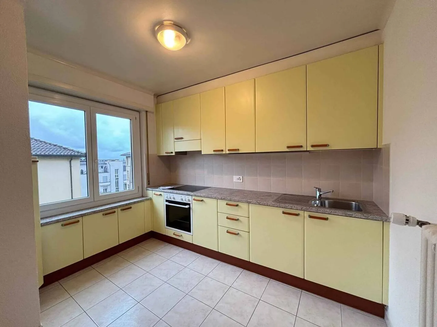 2-room apartment in the Chailly district, near the CHUV - Photo 4 of 6