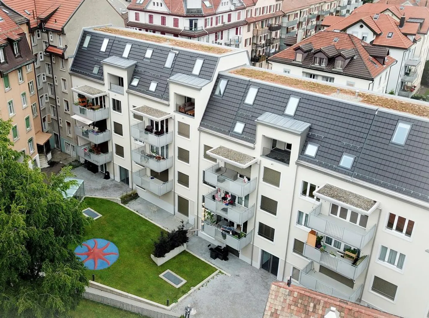 2.5 Room Apartment on the Ground Floor in a Central Location - Photo 1 of 9