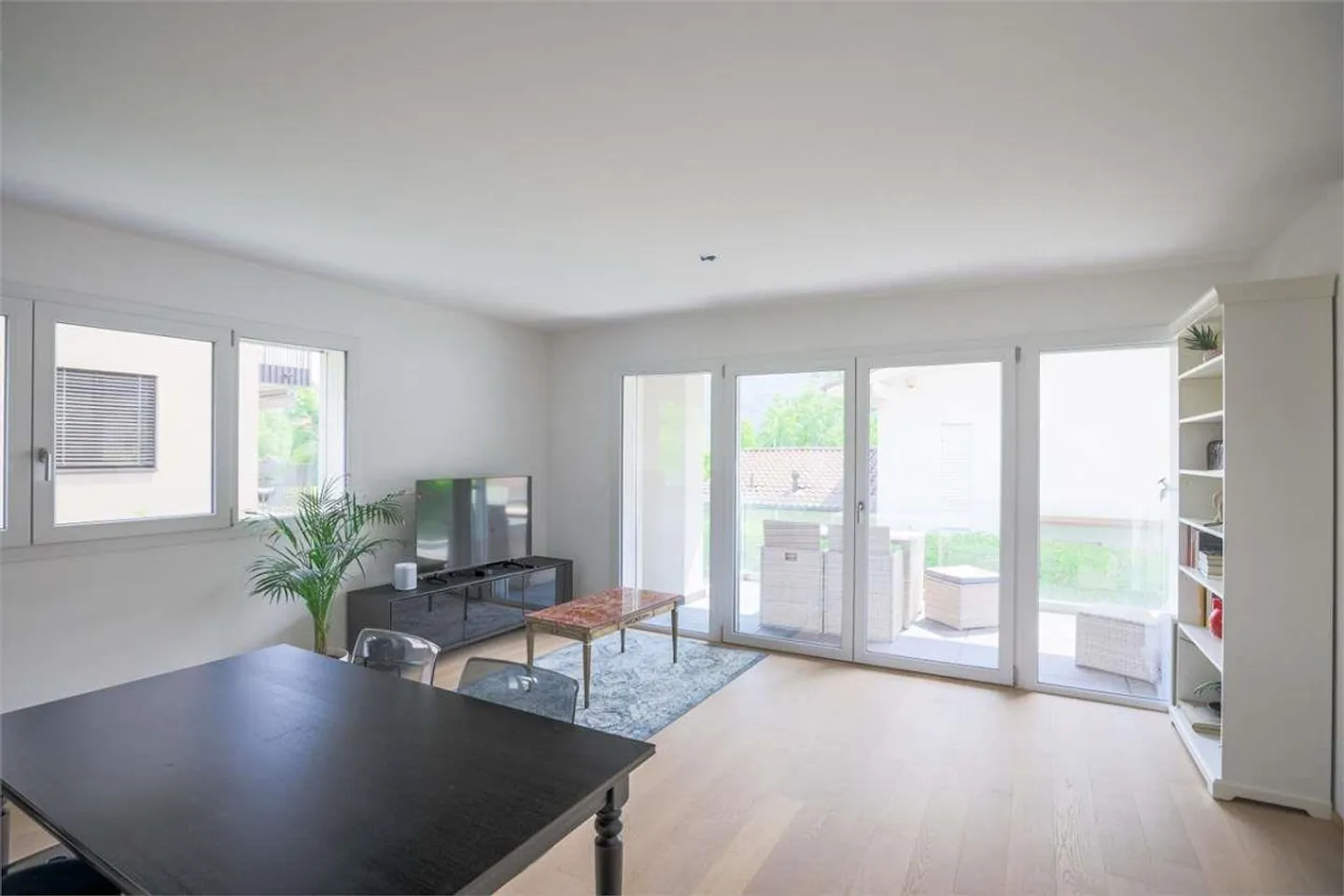 Elegante Wohnung in kleiner Villa - Foto 3 von 10