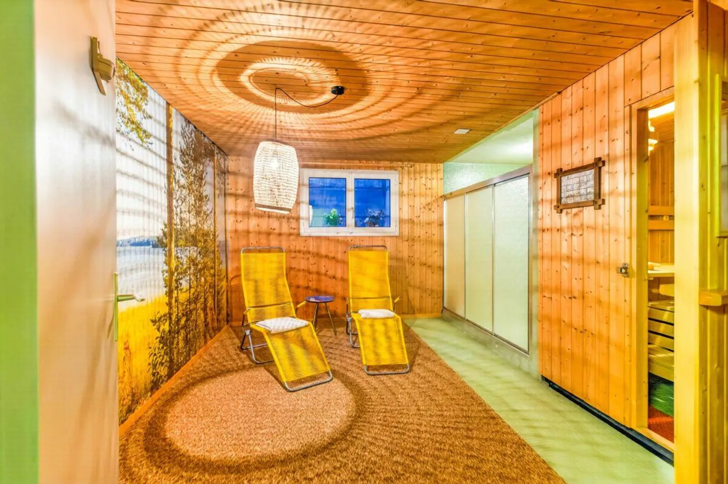 Une maison d'un genre particulier - charmante maison individuelle de 7,5 pièces avec idylle de jardin - Photo 22 sur 30