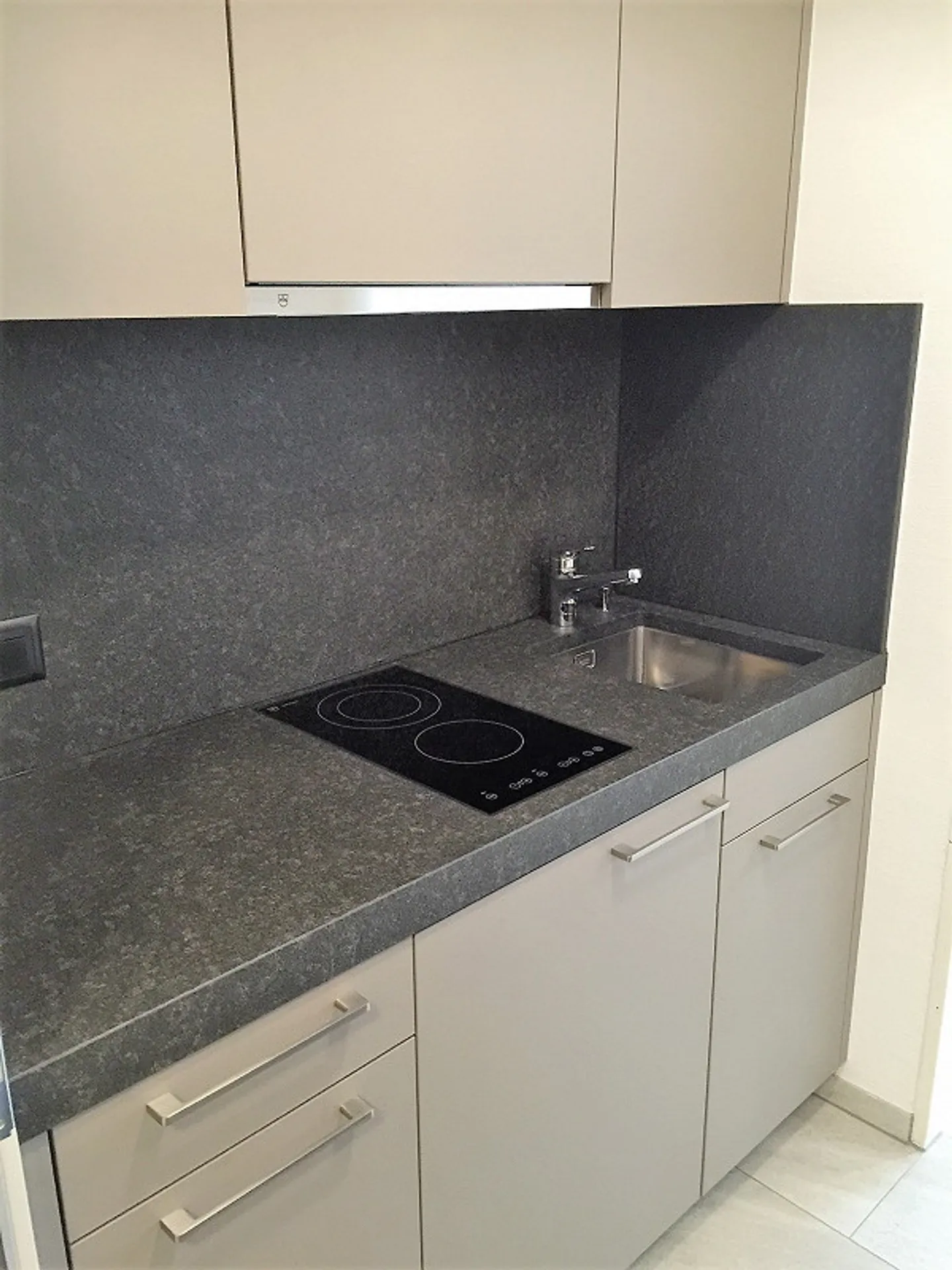 Appartement 1 pièce meublé (110) - Photo 1 sur 4
